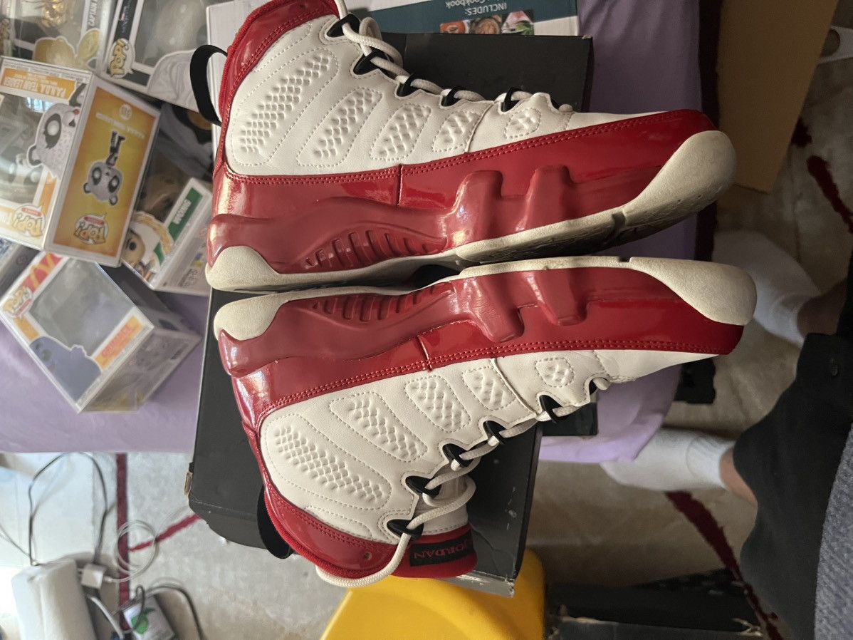 Jordan Brand Gym Red 9s Size US 6 / EU 39 - 9 Thumbnail