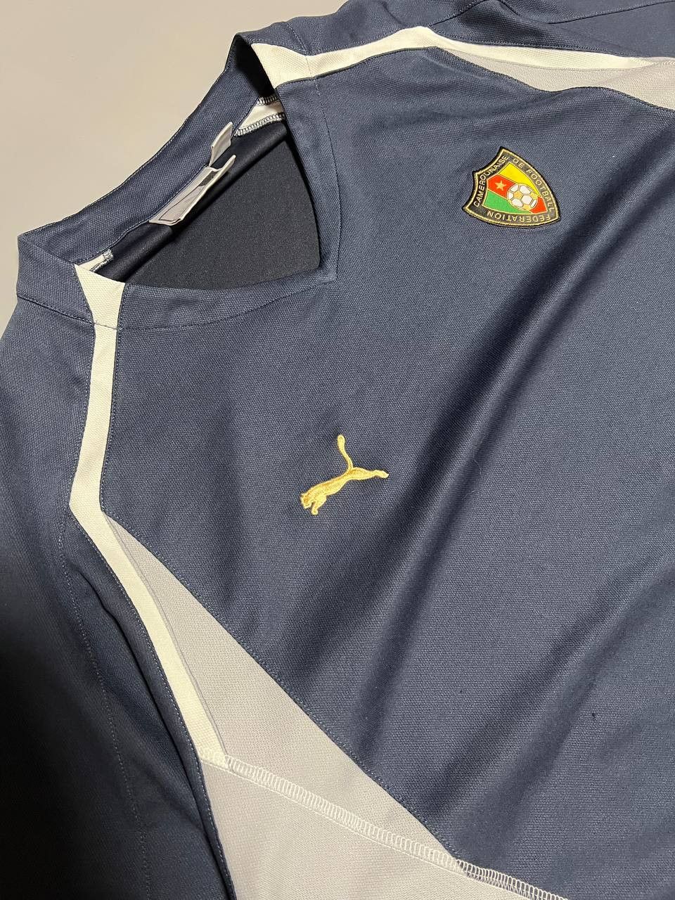 Puma Vintage Puma Camerounaise 2004-06 Training Jersey Size US XXL / EU 58 / 5 - 4 Thumbnail