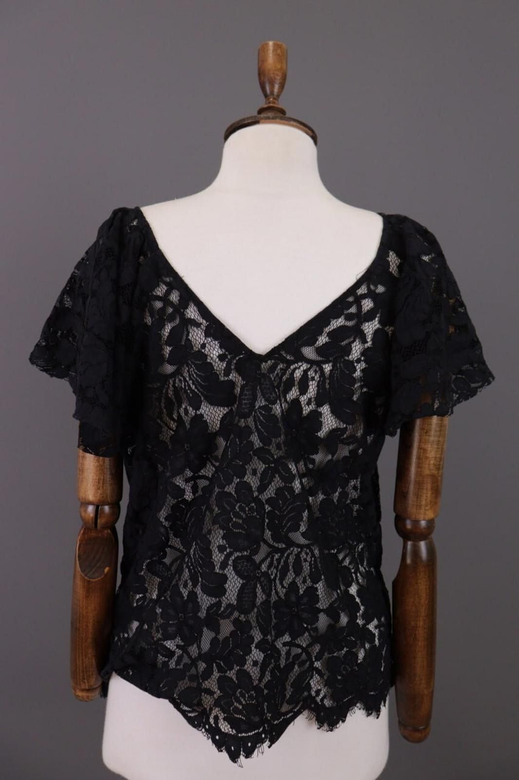 Designer Claudie Pierlot Black Shirt Sleeve Floral Knit Shirt Size 2 Size XS / US 0-2 / IT 36-38 - 11 Thumbnail