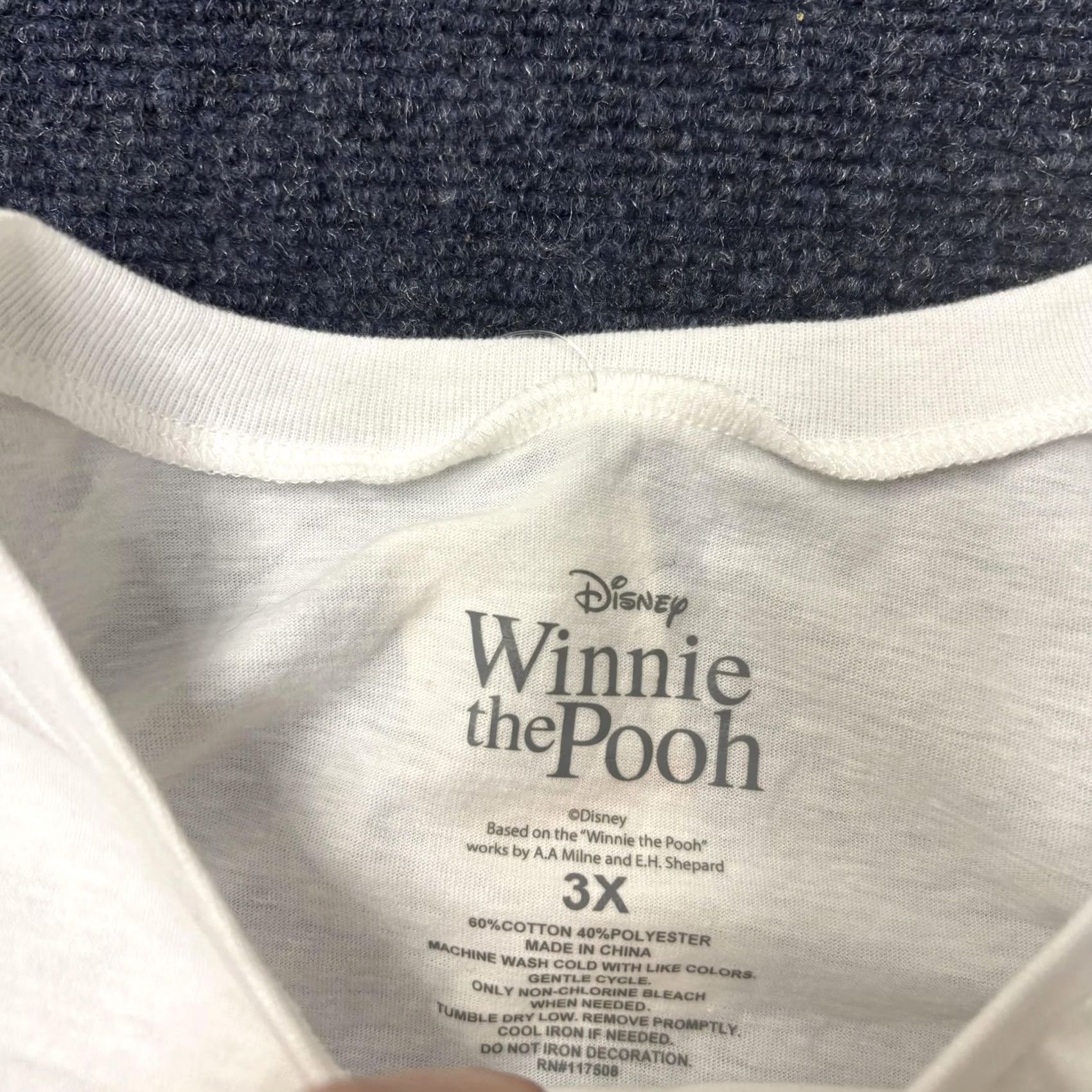 Disney Disney Winnie The Pooh Shirt Mens 3XL White Make Your Own Sunshine Tee T-Shirt Size US XXL / EU 58 / 5 - 2 Thumbnail