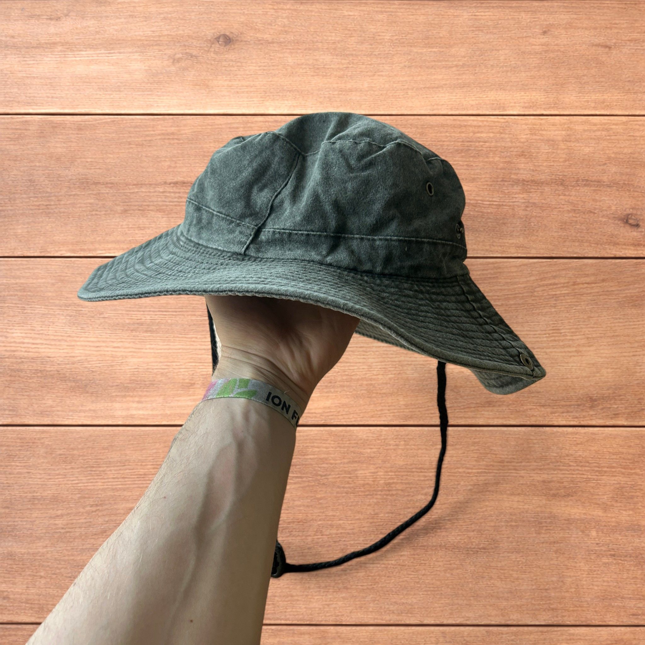 Japanese Brand Vintage style denim fishermans boonie hat in khaki green. Size ONE SIZE - 4 Thumbnail