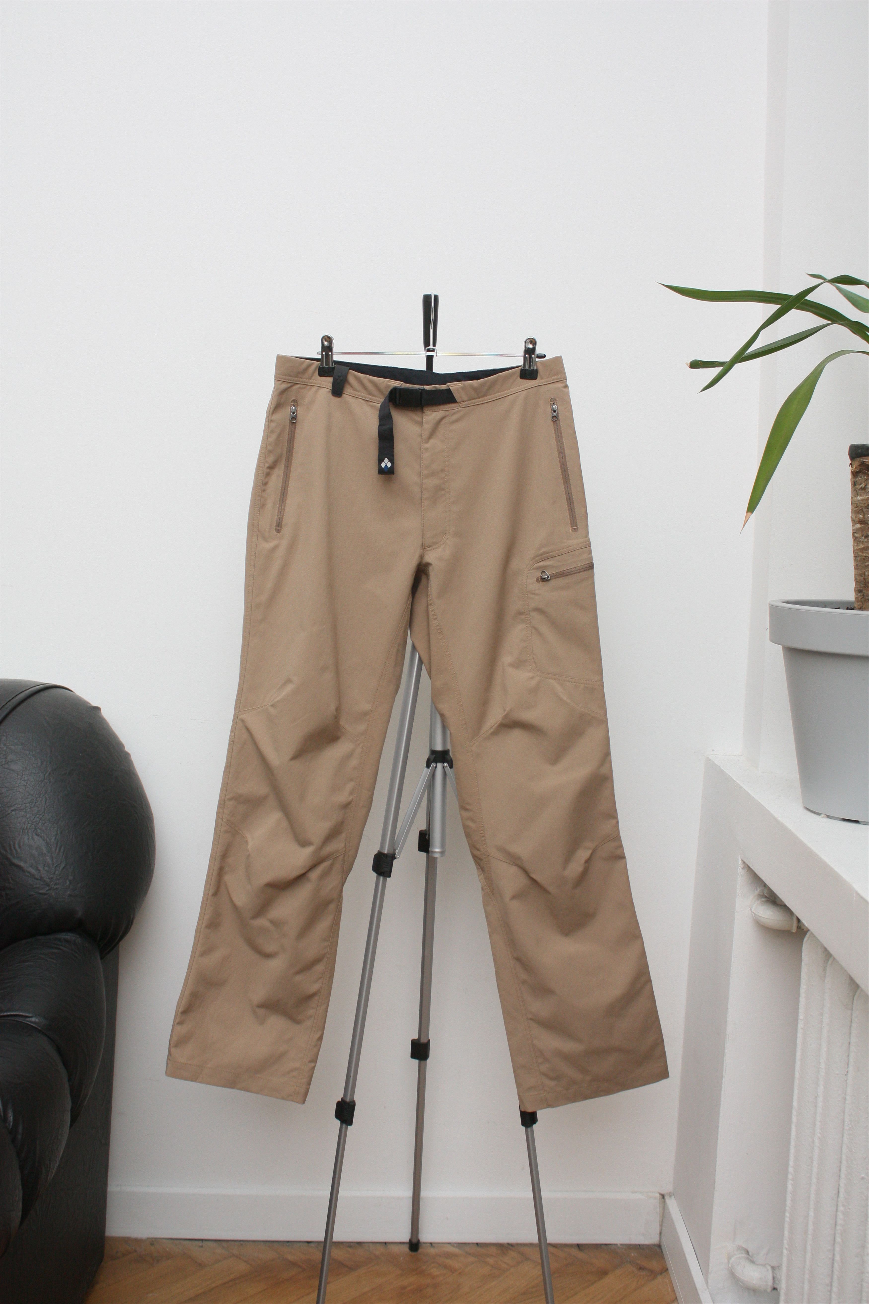 Montbell Montbell Beige Cargo Pants Men's Small Size US 30 / EU 46 - 2 Thumbnail