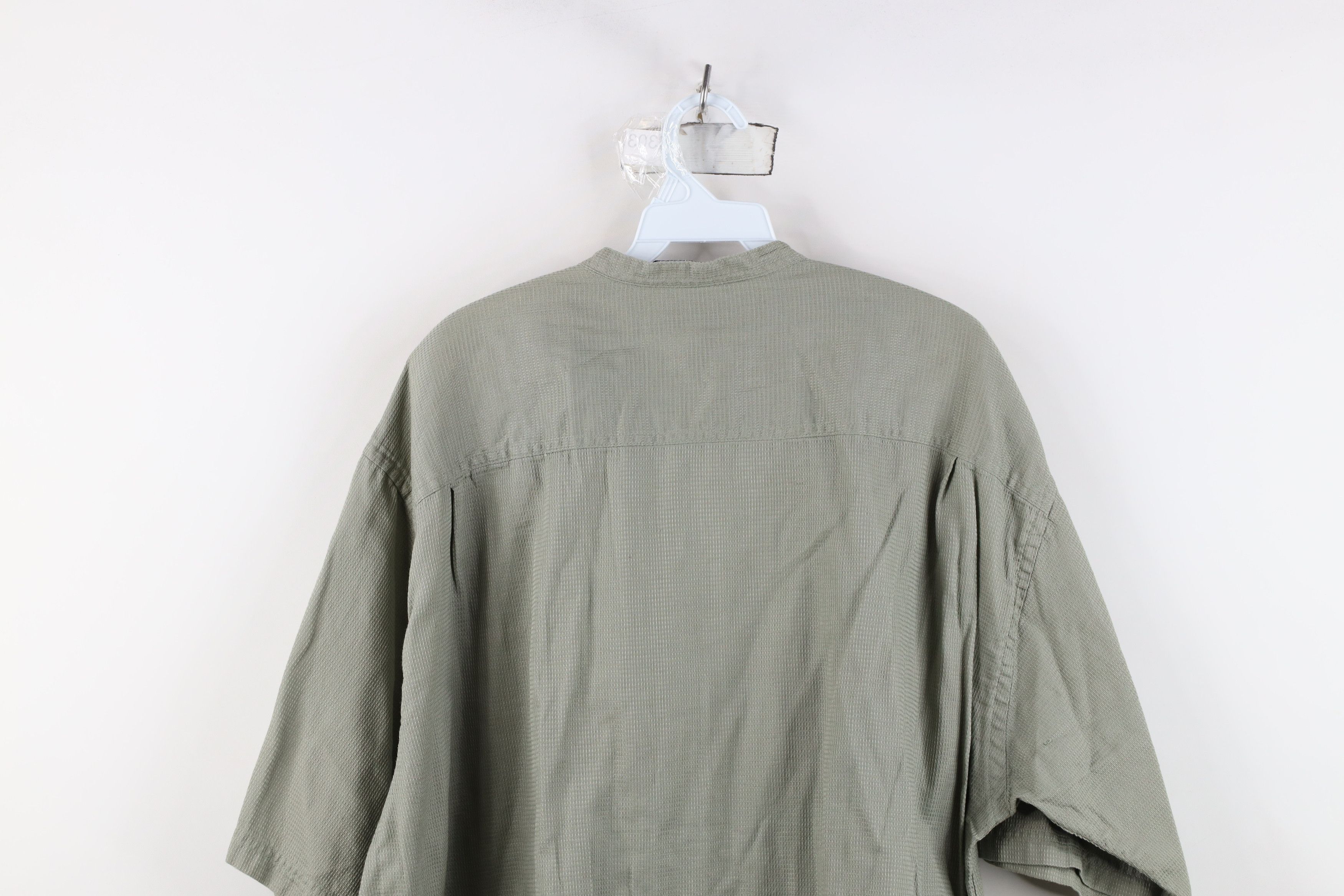 Vintage Vintage 90s Streetwear Collar Short Sleeve Button Shirt Size US XL / EU 56 / 4 - 11 Thumbnail