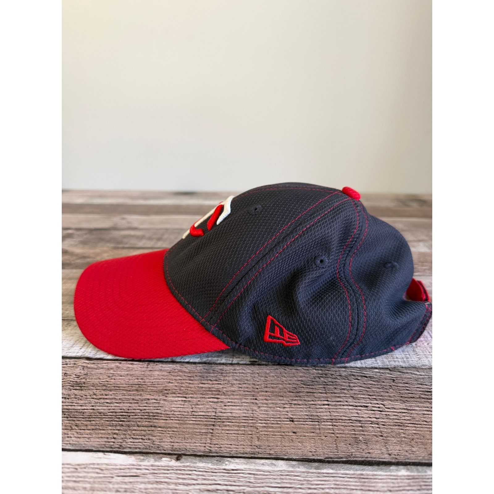 New Era Minnesota Twins New Era 9Forty Adjustable Back Baseball Hat Size ONE SIZE - 4 Thumbnail