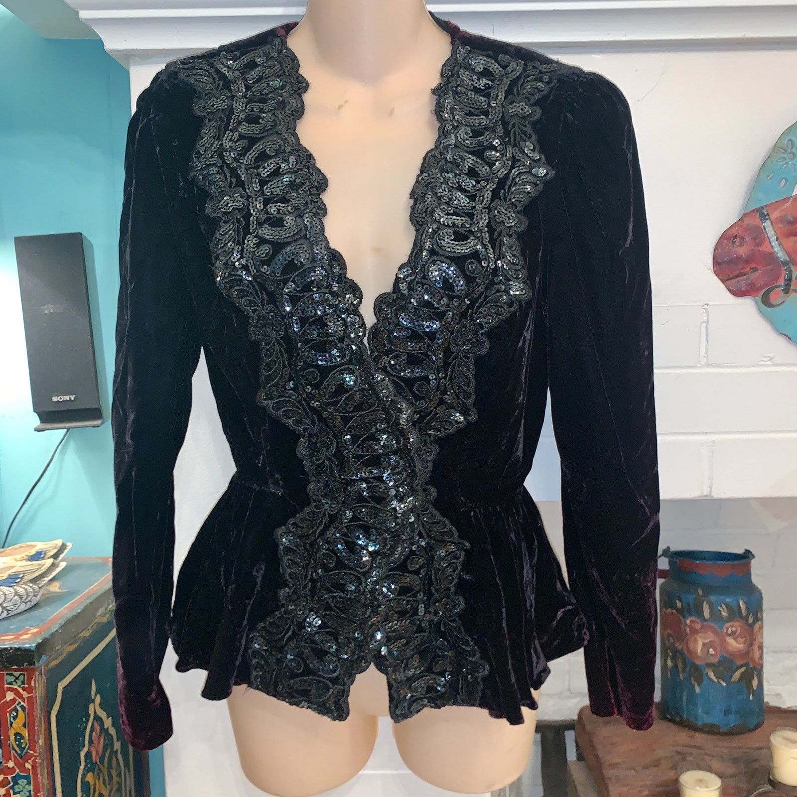 Vintage VINTAGE VELVET SEQUIN TRIM FITTED JACKET OR TOP EDWARDIAN Size S / US 4 / IT 40 - 2 Thumbnail