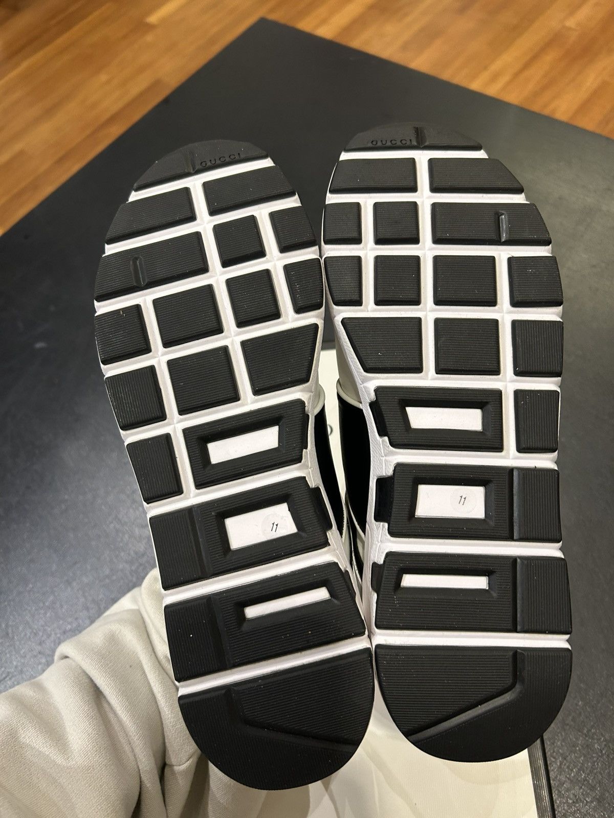 Gucci Gucci Low Top Sneakers Size US 11 / EU 44 - 5 Thumbnail
