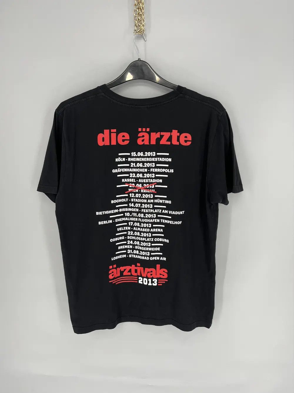 Band Tees Vintage Y2K Band Shirt Arztivals 2013 Tour SSTREETWEARhirt Size US L / EU 52-54 / 3 - 11 Thumbnail