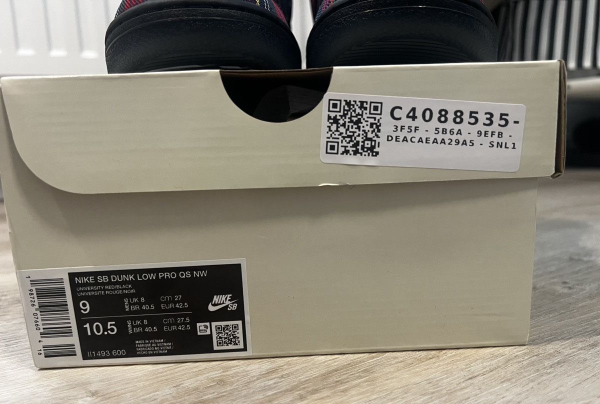 Nike SB Nike SB Dunk Low x Nardwuar Size US 10.5 / EU 43-44 - 8 Thumbnail