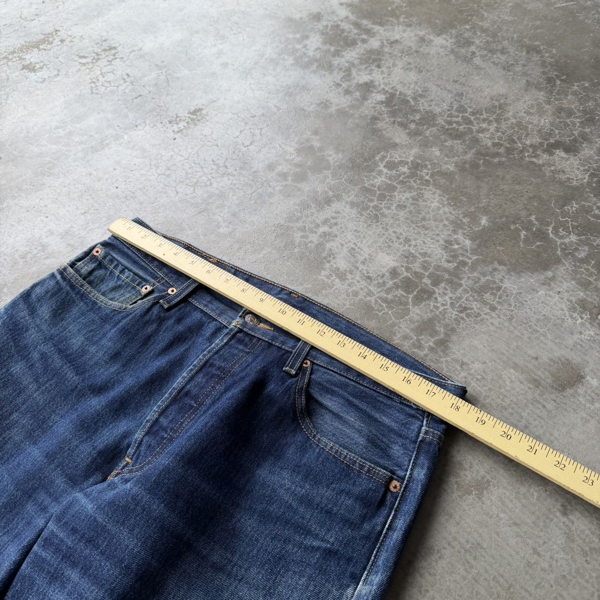 Levi's Vintage 2000’s levis 501 button fly denim jeans Size US 34 / EU 50 - 9 Thumbnail