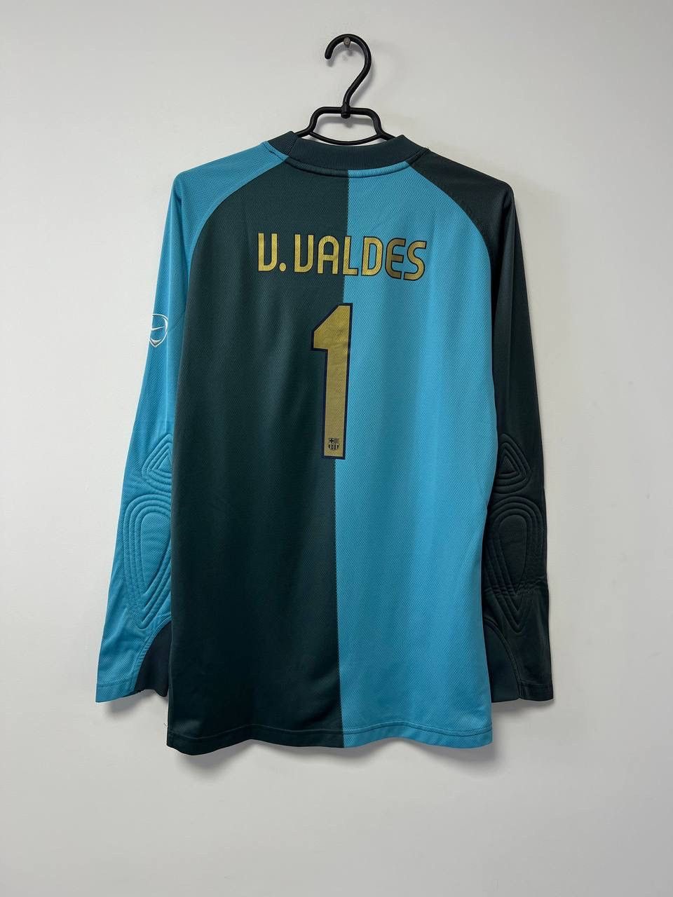 Nike Barcelona 2006/2007 Victor Valdes Football Shirt Nike S Size US S / EU 44-46 / 1 - 2 Thumbnail