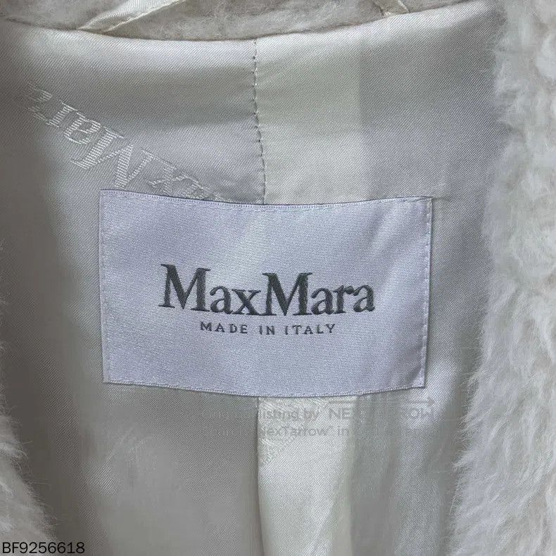 Max Mara Max Mara Special pin high-value pure white teddy coat Size S / US 4 / IT 40 - 4 Thumbnail