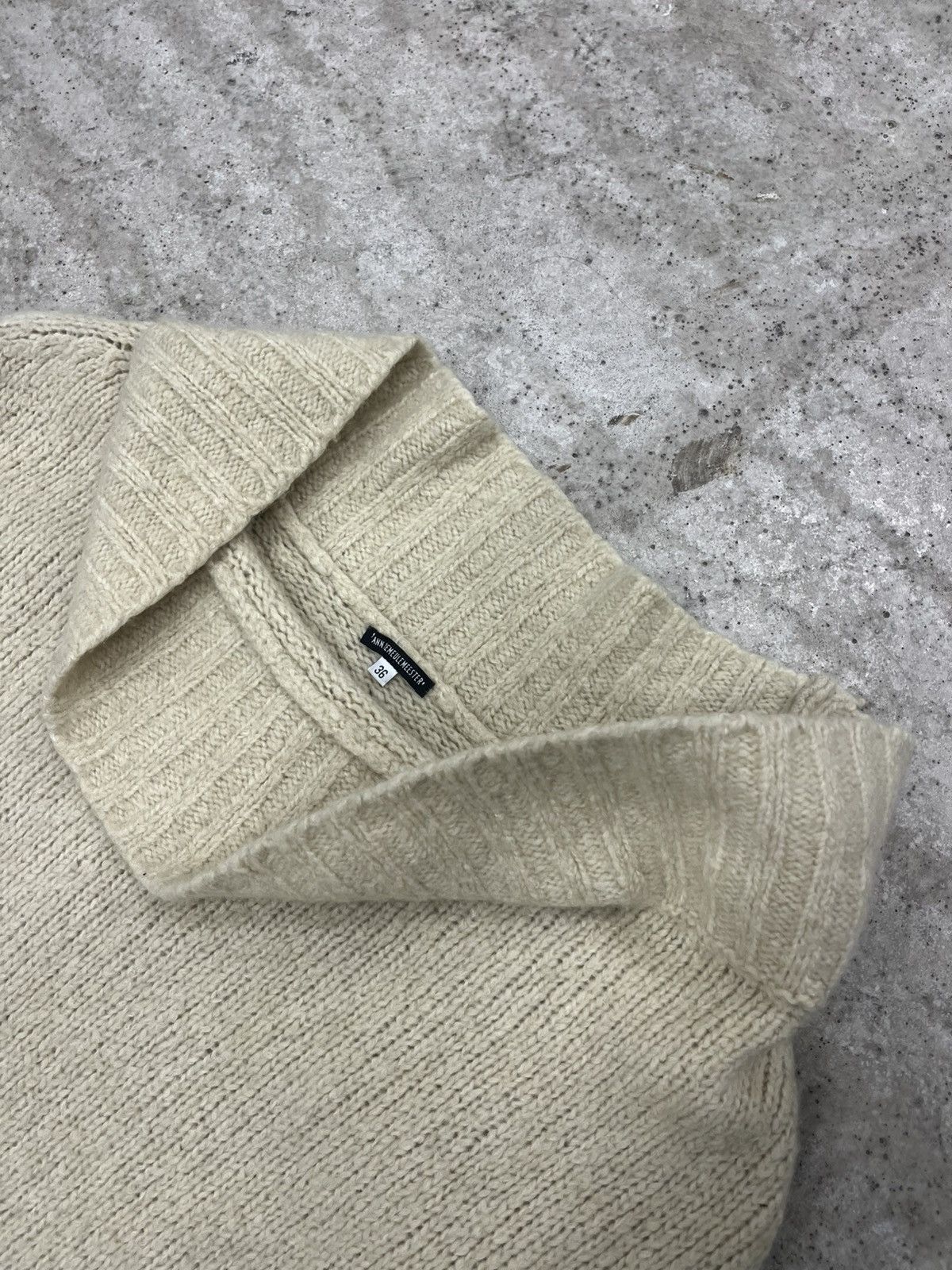 Ann Demeulemeester 1990’s Wide Neck Camel & Merino Wool Sweater Size XS / US 0-2 / IT 36-38 - 2 Thumbnail