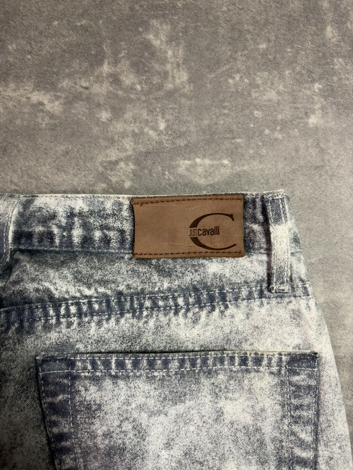 Just Cavalli 00s Just Cavalli Trompe L’oeil Faded Flared Gray Denim Jeans Size US 29 - 13 Thumbnail