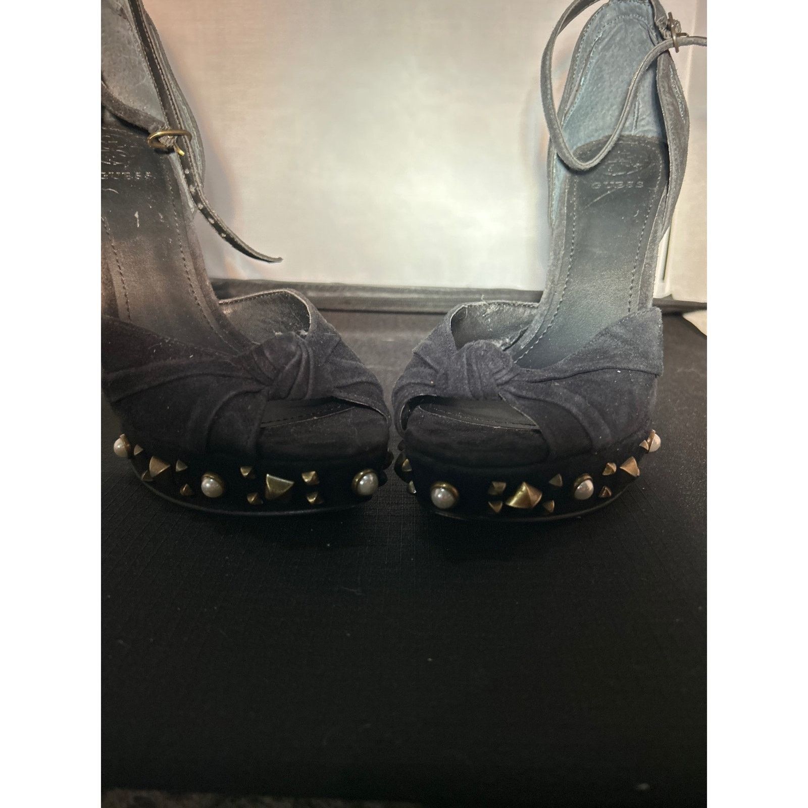 Guess Guess Black Suede Studded Platform Heels Knot Peep Toe 8M Size US 8 / IT 38 - 2 Thumbnail
