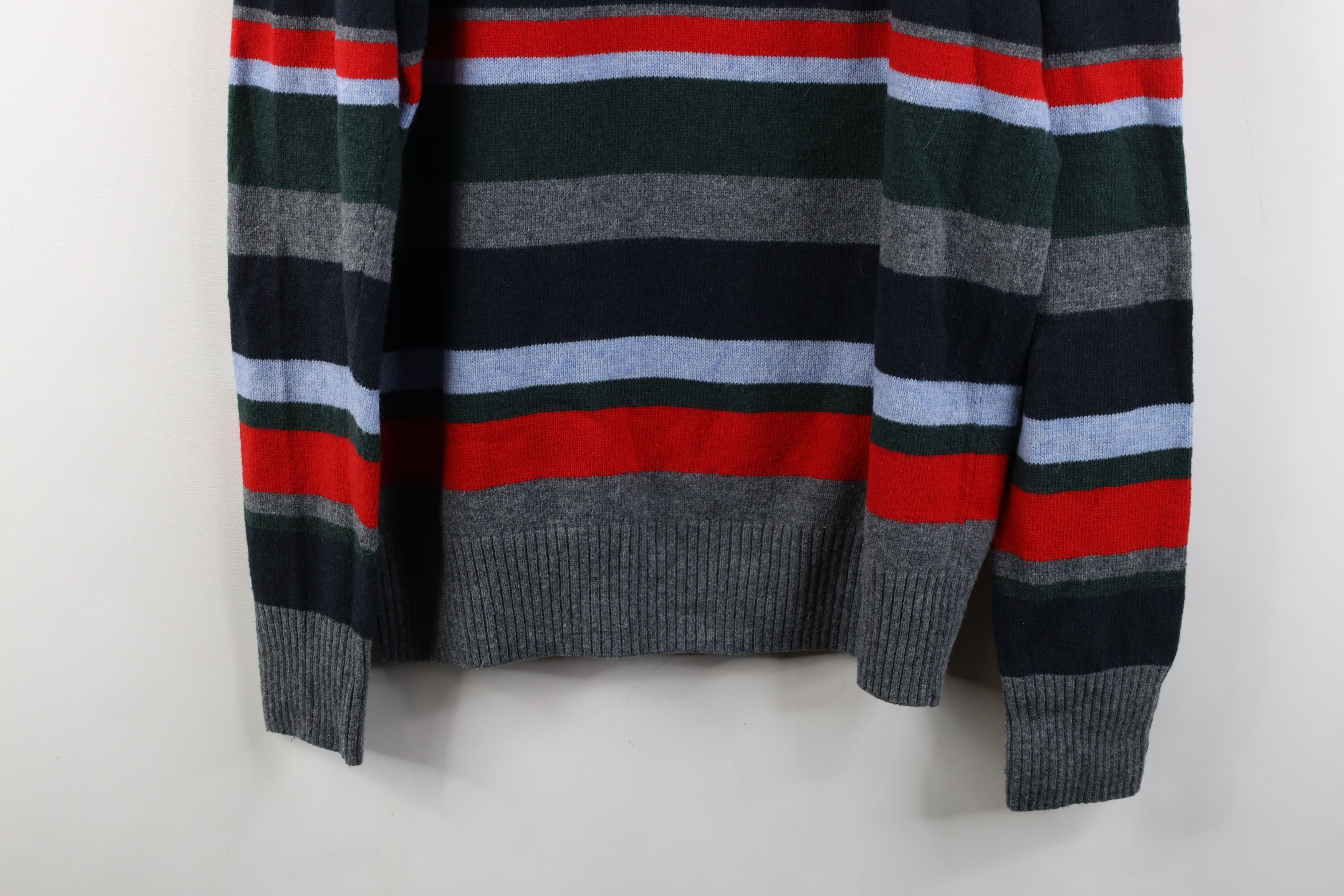 American Eagle Outfitters Vintage Y2K American Eagle Outfitters Wool Knit Sweater Size US L / EU 52-54 / 3 - 12 Thumbnail