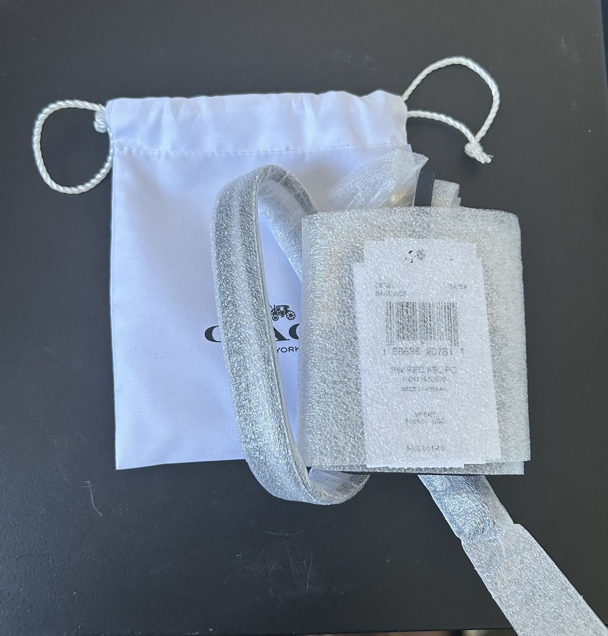 Coach Coach Runway Rect. Frame Pendant Kisslock Pouch Black/Brass Size ONE SIZE - 2 Thumbnail