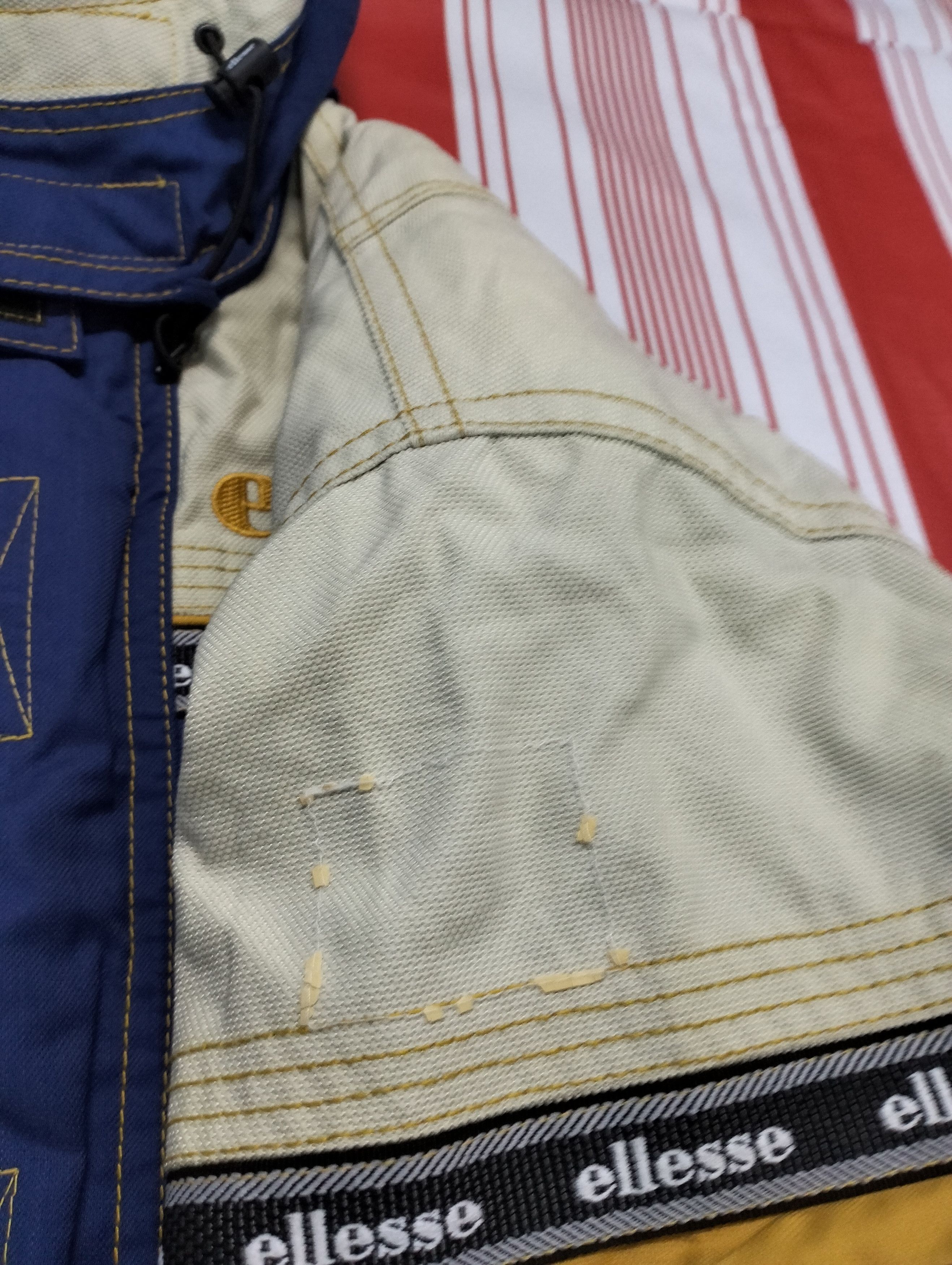 Ellesse × Sports Specialties × Vintage Vintage ellesse thinsulate jacket Ellesse jacket Size US M / EU 48-50 / 2 - 6 Thumbnail