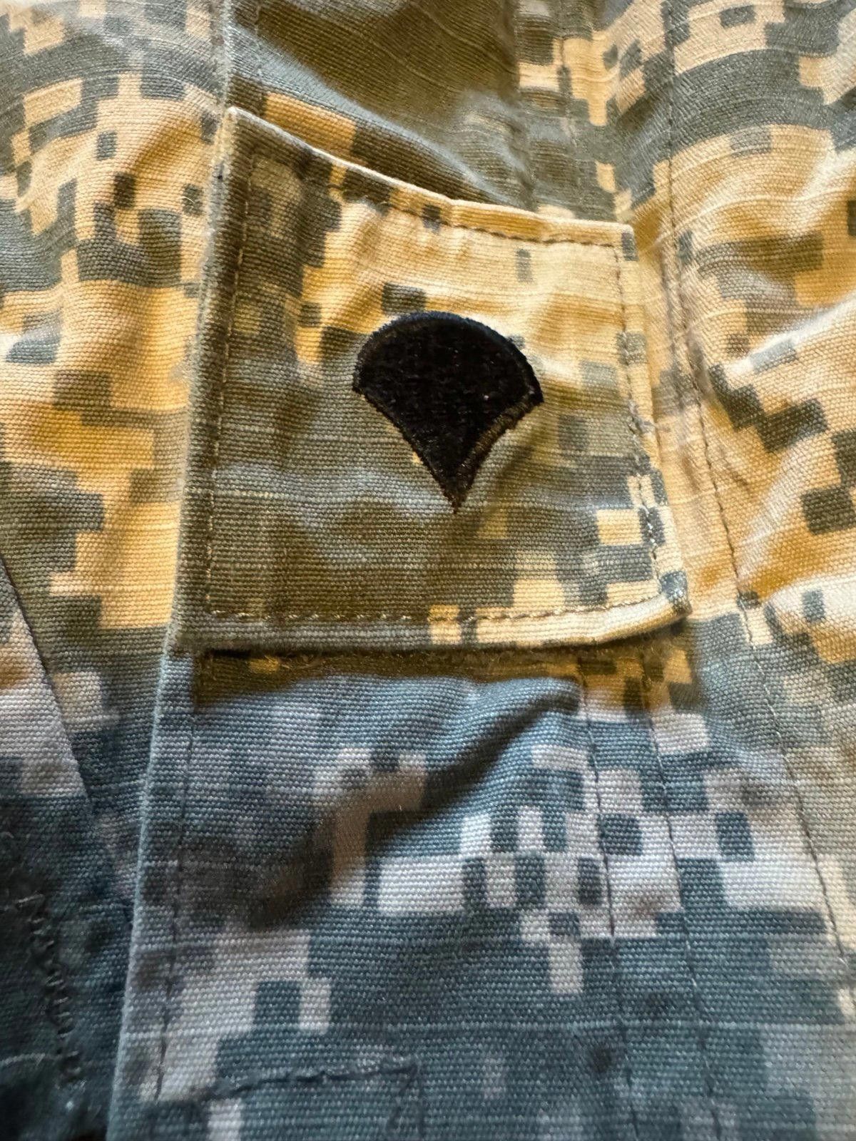 Under Armour Army Digital Camo Uniform Jacket Small Reg Size US S / EU 44-46 / 1 - 3 Thumbnail