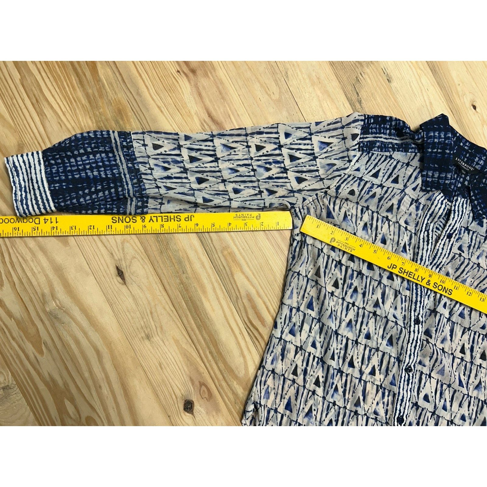 Other Liverpool Los Angeles Collared Blouse Grecian Tile Size S Size S / US 4 / IT 40 - 12 Thumbnail