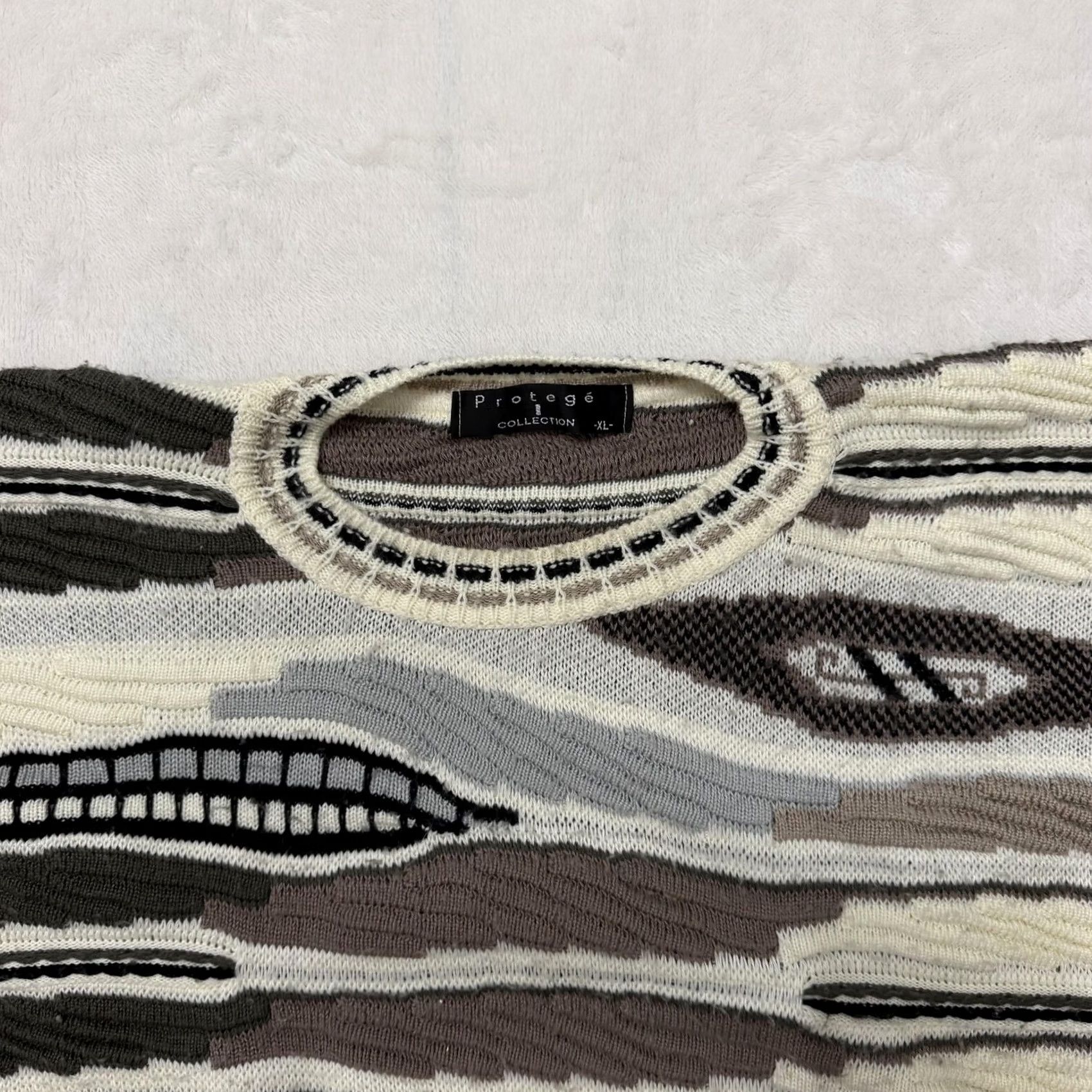 Coogi Protege Sweater Mens XL Multicolor 3D Knit Coogi Style Crewneck Pullover Size US XL / EU 56 / 4 - 2 Thumbnail