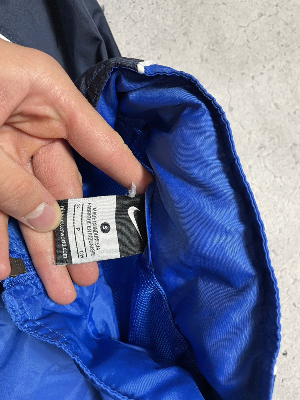 Nike × Vintage Vintage Nylon Blue Nike Swoosh Windbreaker Jacket Y2K Drill Size US S / EU 44-46 / 1 - 8 Thumbnail