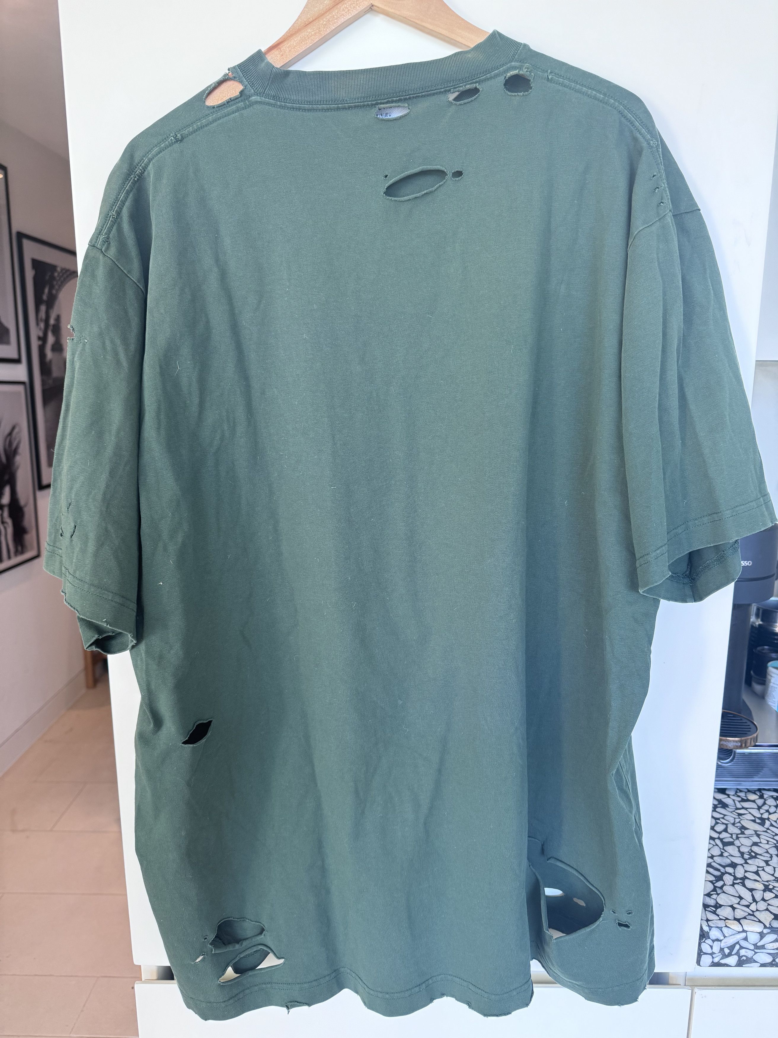Balenciaga Oversized Ripped Green Balenciaga T-Shirt Size US M / EU 48-50 / 2 - 2 Thumbnail