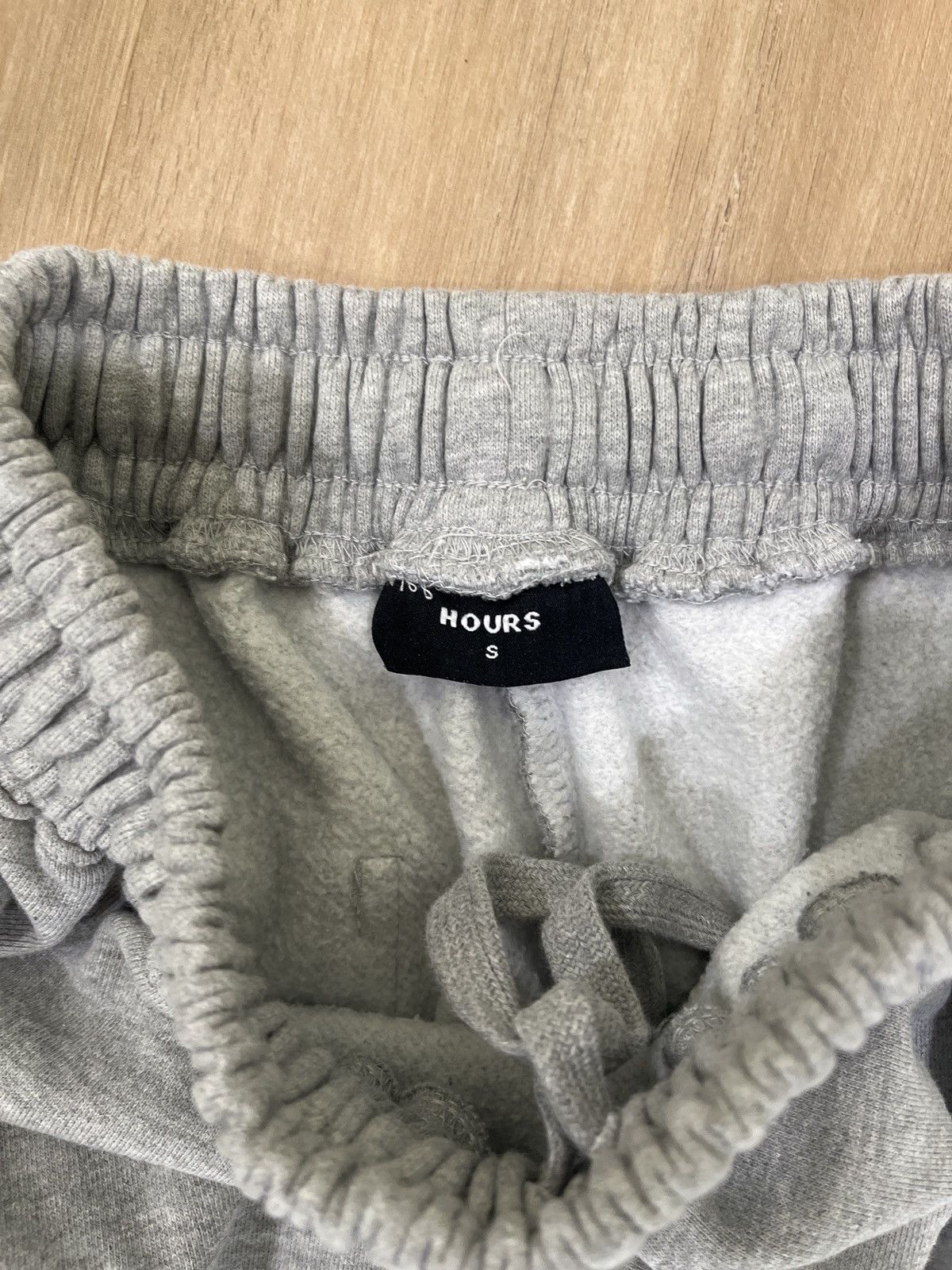 Other Hours Grey Sweatpants Size Small Size US 30 / EU 46 - 2 Thumbnail