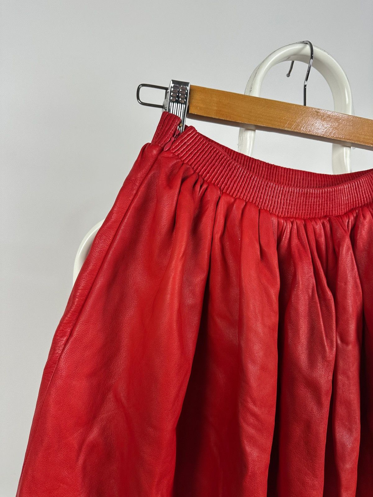 Miu Miu Miu Miu Red Leather Lambskin Mini Skirt Size 27" / US 4 / IT 40 - 16 Thumbnail