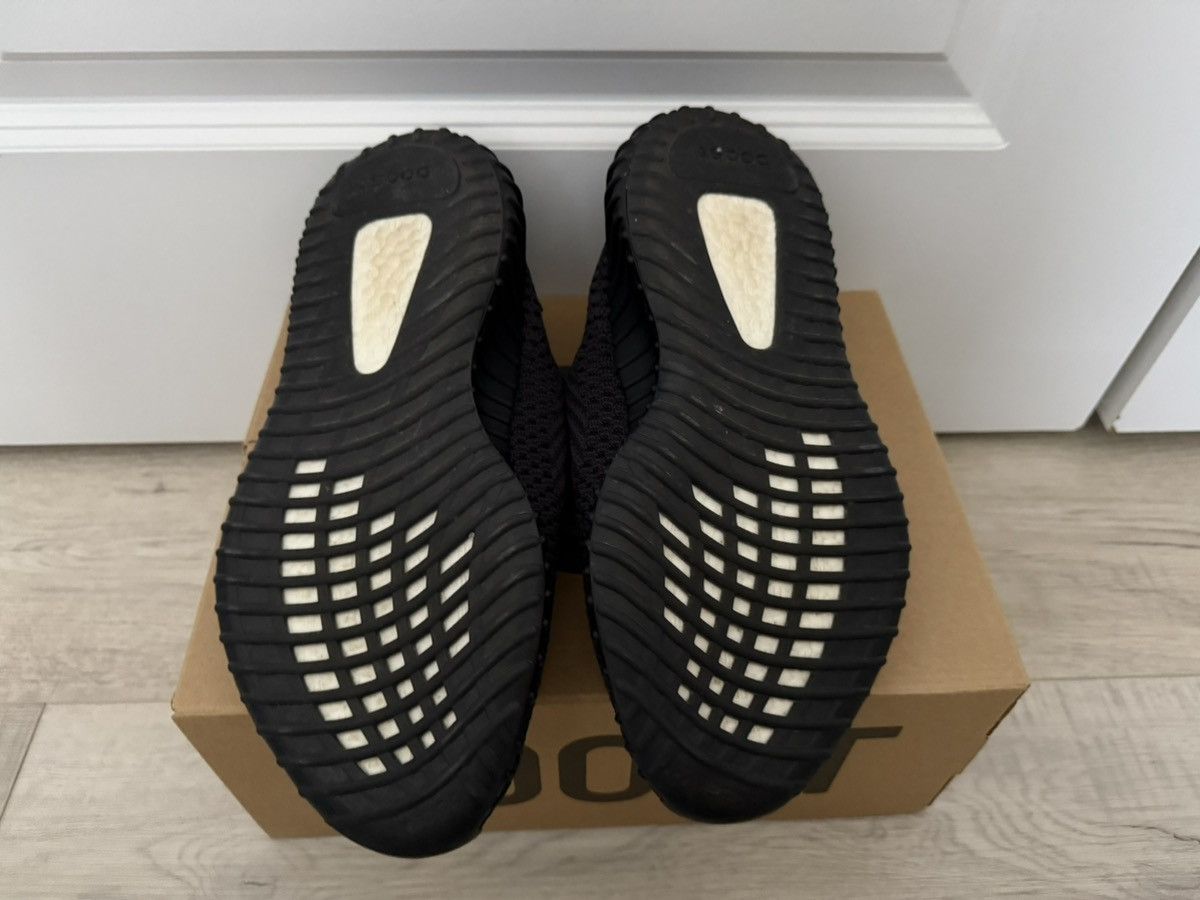 Adidas × Kanye West Adidas Yeezy Boost 350 V2 Non-Reflective Size US 8.5 / EU 41-42 - 5 Thumbnail
