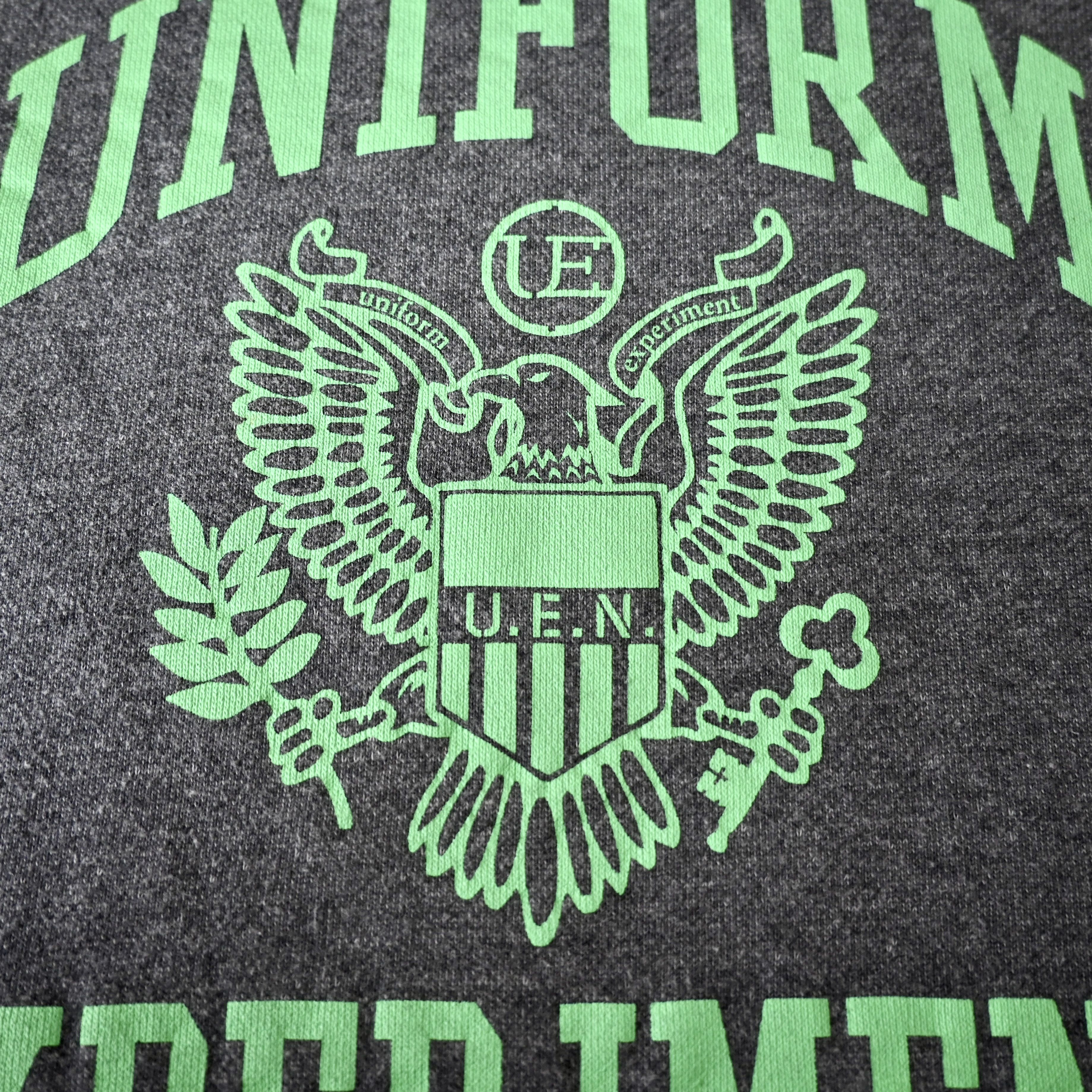uniform experiment Uniform Experiment script crewneck sweatshirt, made in Japan Size US L / EU 52-54 / 3 - 8 Thumbnail