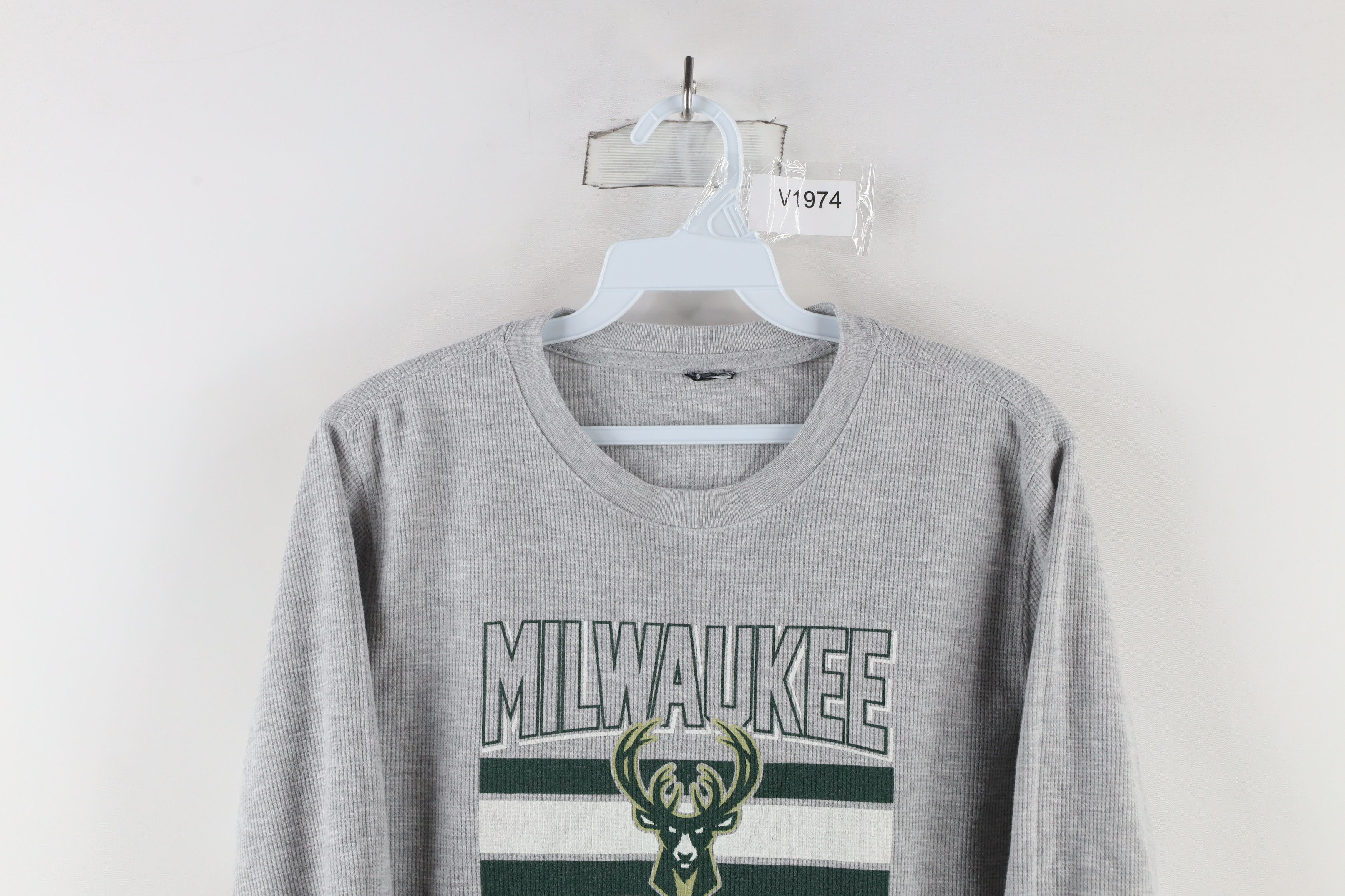 Vintage Vintage Bucks Basketball Thermal Waffle Knit T-Shirt Gray Size S / US 4 / IT 40 - 2 Thumbnail