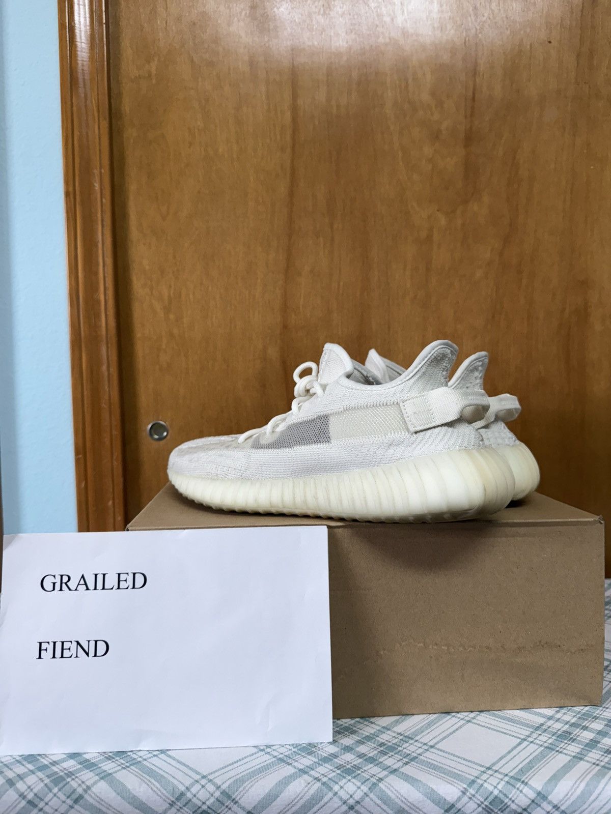 Yeezy Yeezy 350 V2 Bone Size US 9.5 / EU 42-43 - 4 Thumbnail