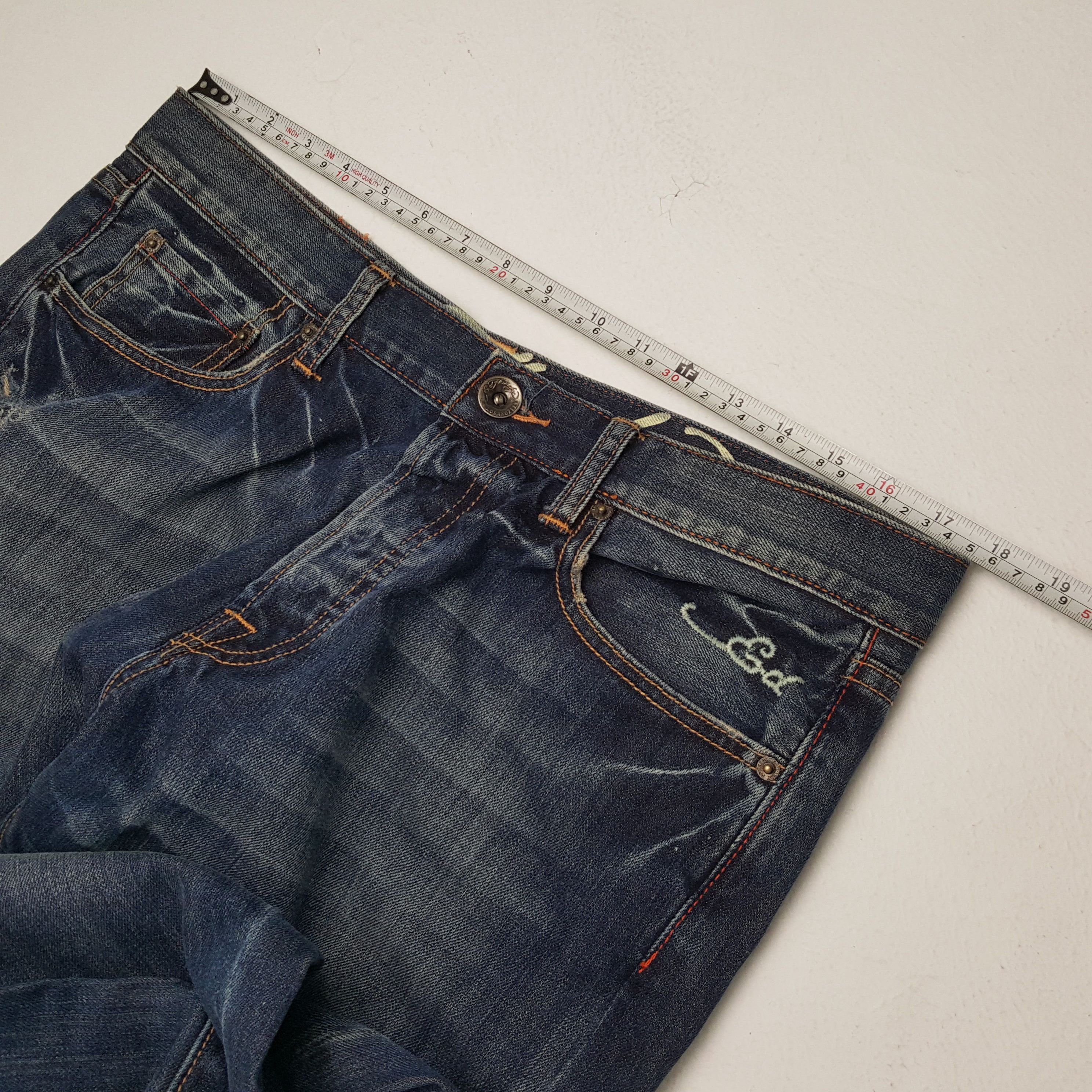 ED HARDY by CHRSTIAN AUDIGIER Fashion Style Jeans