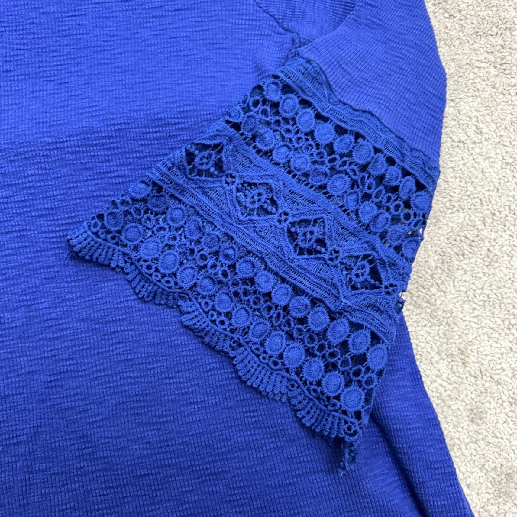 Bell Hayden Blouse Shirt Womens XL Royal Blue Cotton Lace Trim Bell Sleeve Tunic Blouse Womens XL Blue Lace Trim Bell Sleeve Cotton Size XL / US 12-14 / IT 48-50 - 3 Thumbnail