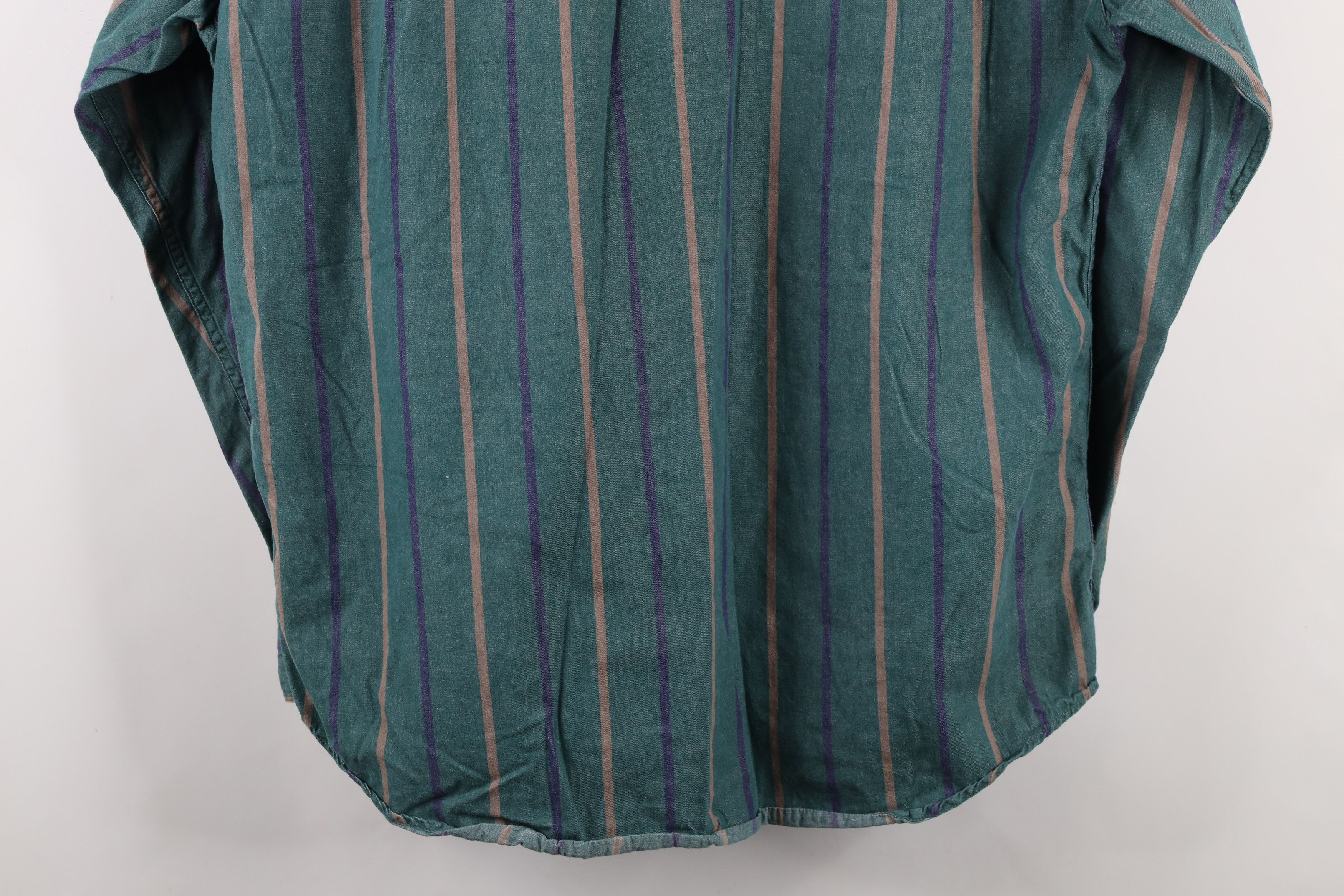 Eddie Bauer × Vintage Vintage 90s Eddie Bauer Striped Rufton Twill Button Shirt Size US L / EU 52-54 / 3 - 13 Thumbnail