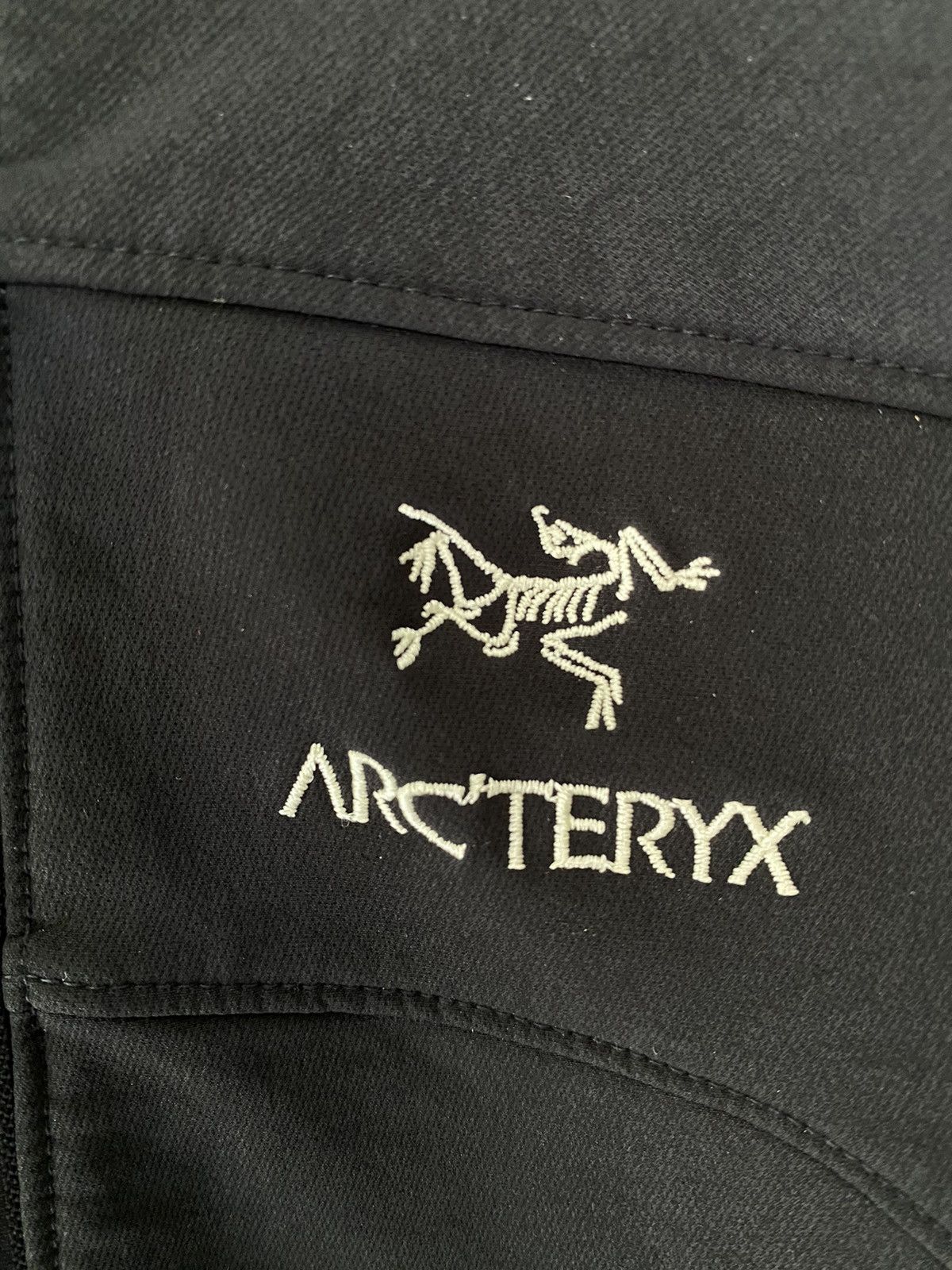 Arc'teryx Vintage Super black logo Jacket Size S / US 4 / IT 40 - 8 Thumbnail