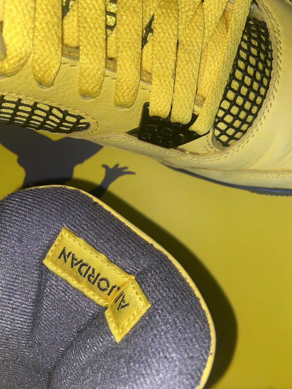 Jordan Brand Jordan 4 Lightning 10.5 Size US 10.5 / EU 43-44 - 3 Thumbnail