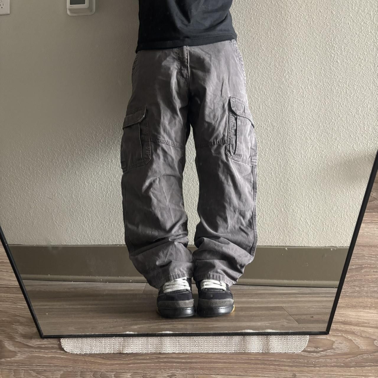 Vintage Crazy Vintage Y2K/2000s Faded Grey Khaki Skater Cargo Pants! 34x30 Size US 34 / EU 50 - 1 Thumbnail