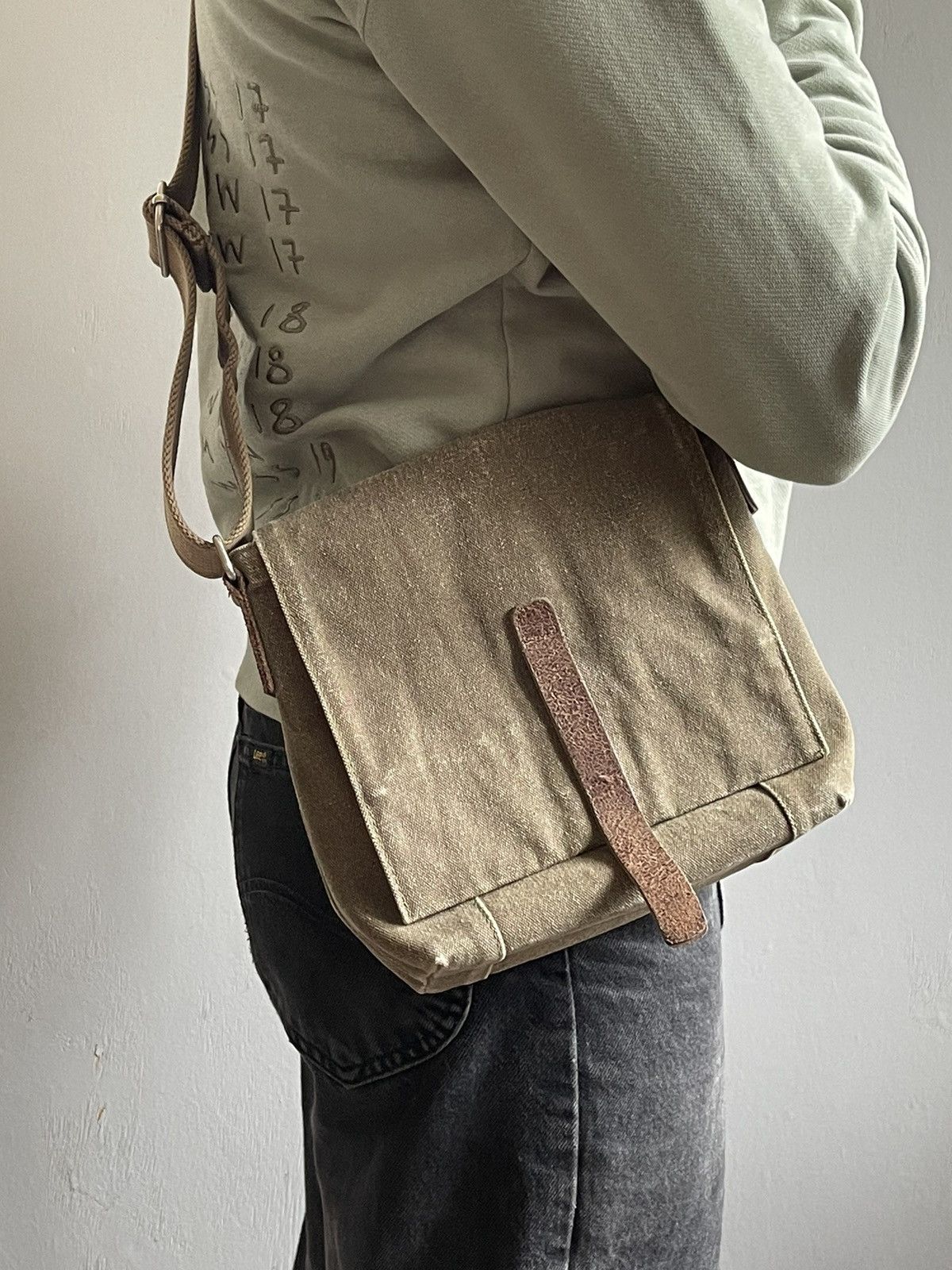 Military Canvas Ww2 Era Archive Crossbody Messenger Bag in Brown, Men's