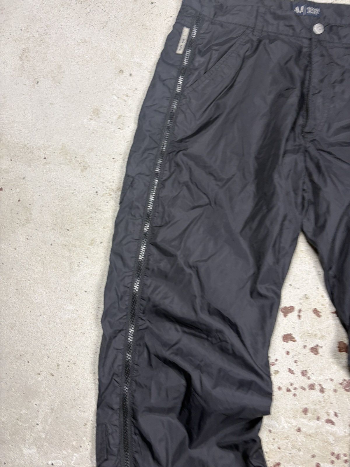 Giorgio Armani 2000s Armani Jeans Black Baggy Full Zip Cargo Track Pants Size US 33 - 6 Thumbnail