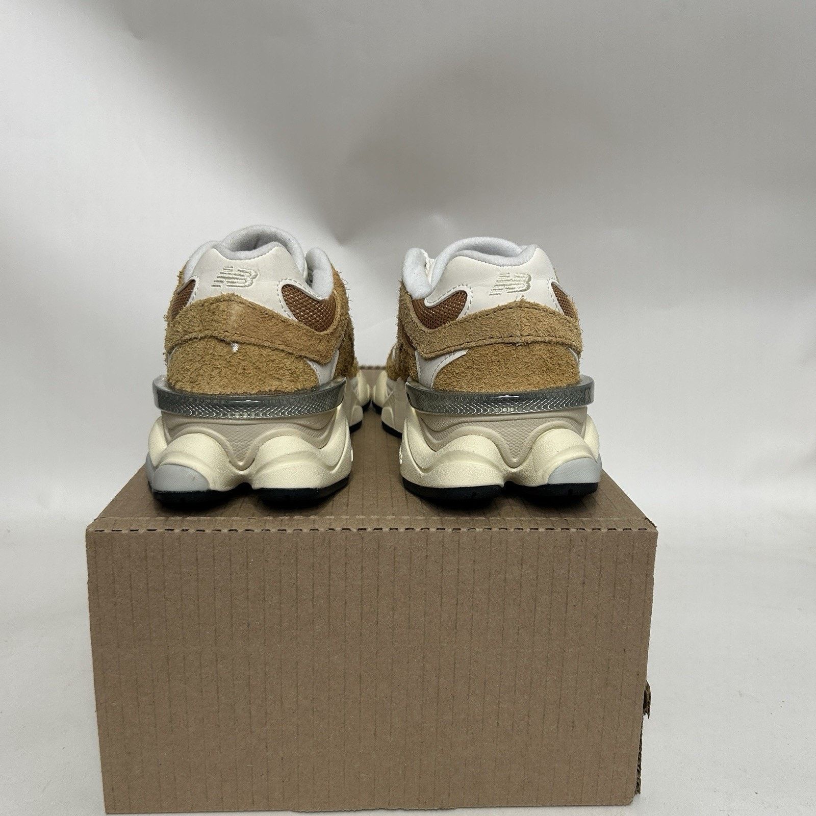 New Balance New Balance 9060 Unisex “Great Plains” U9060HMT Size US 6.5 / IT 36.5 - 4 Thumbnail