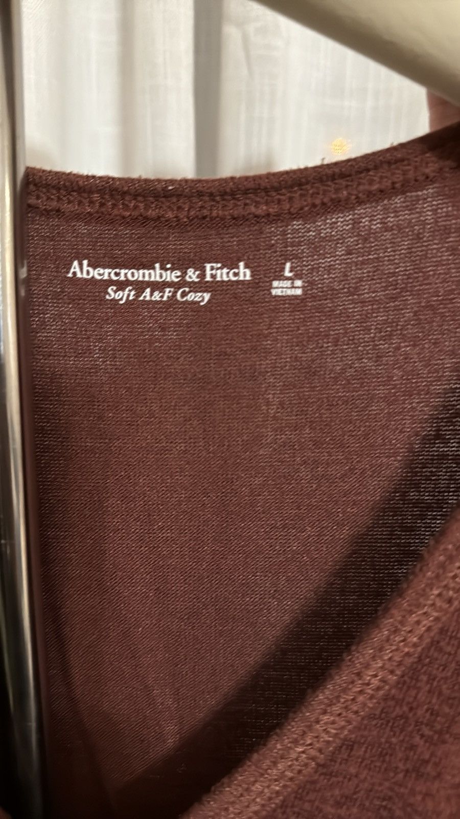 Abercrombie & Fitch Abercrombie & Fitch Soft A&F Cozy Top in Brown/Burgandy Size L / US 10 / IT 46 - 2 Thumbnail