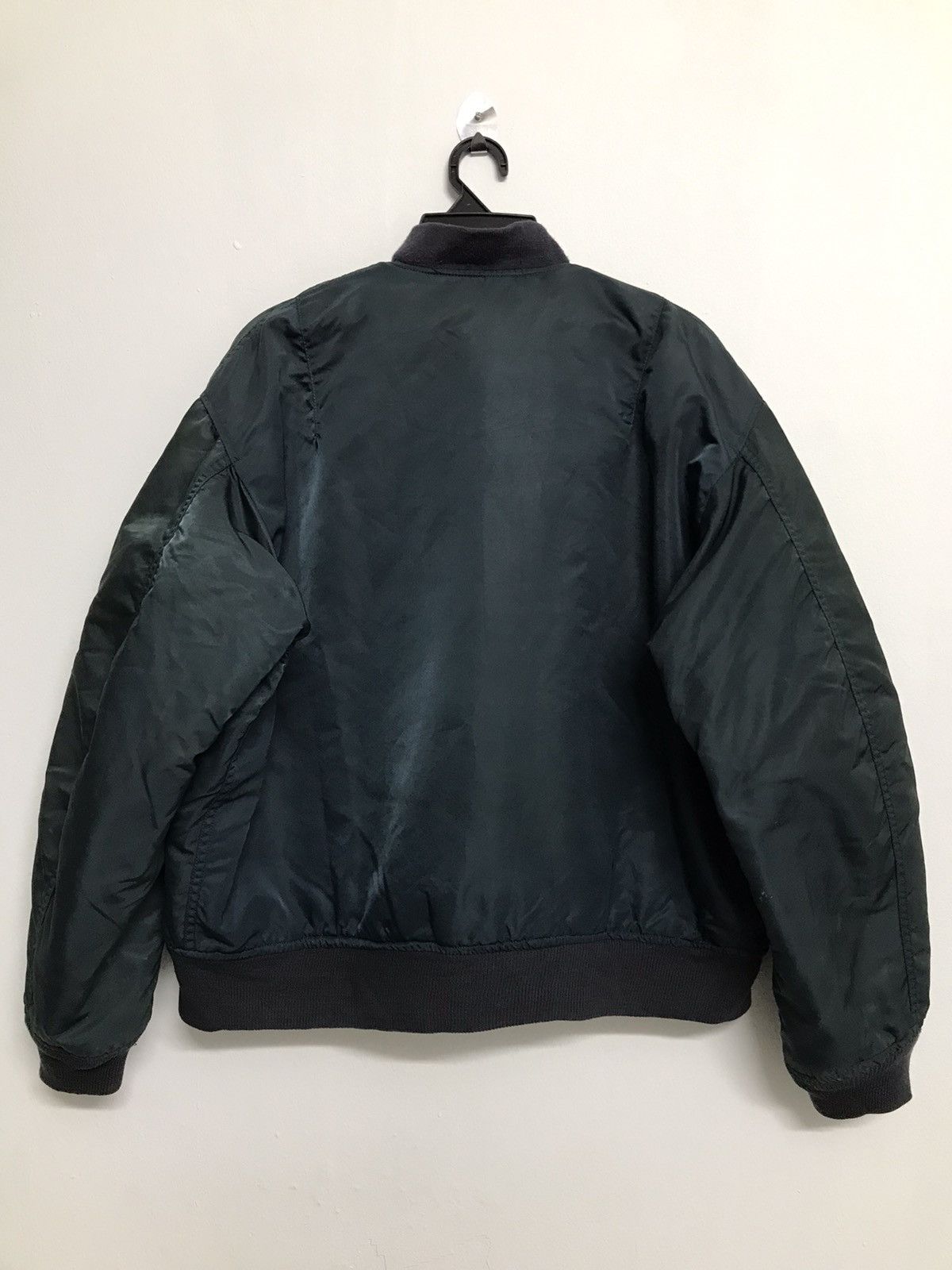 Avirex × Vintage Vintage Avirex MA-1 Bomber Jacket Made in USA Distressed Size US M / EU 48-50 / 2 - 3 Thumbnail