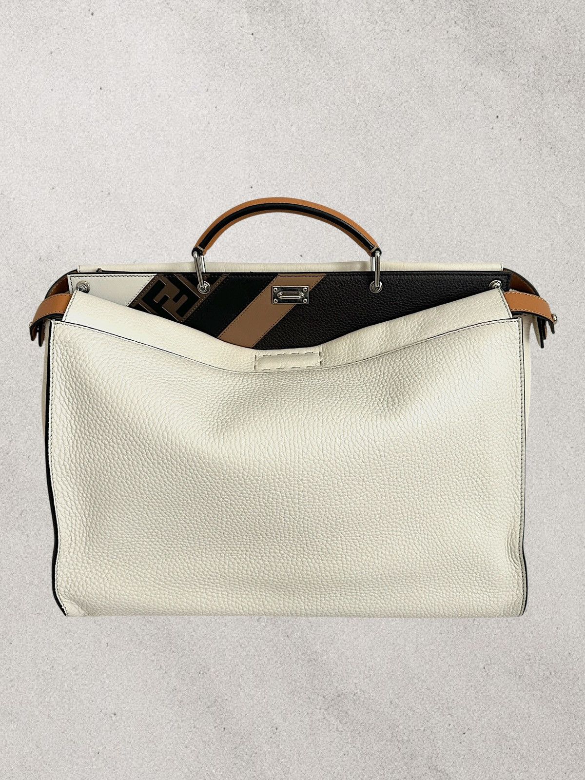 Fendi Fendi FF Peekaboo, Retail $6959 Size ONE SIZE - 1 Thumbnail