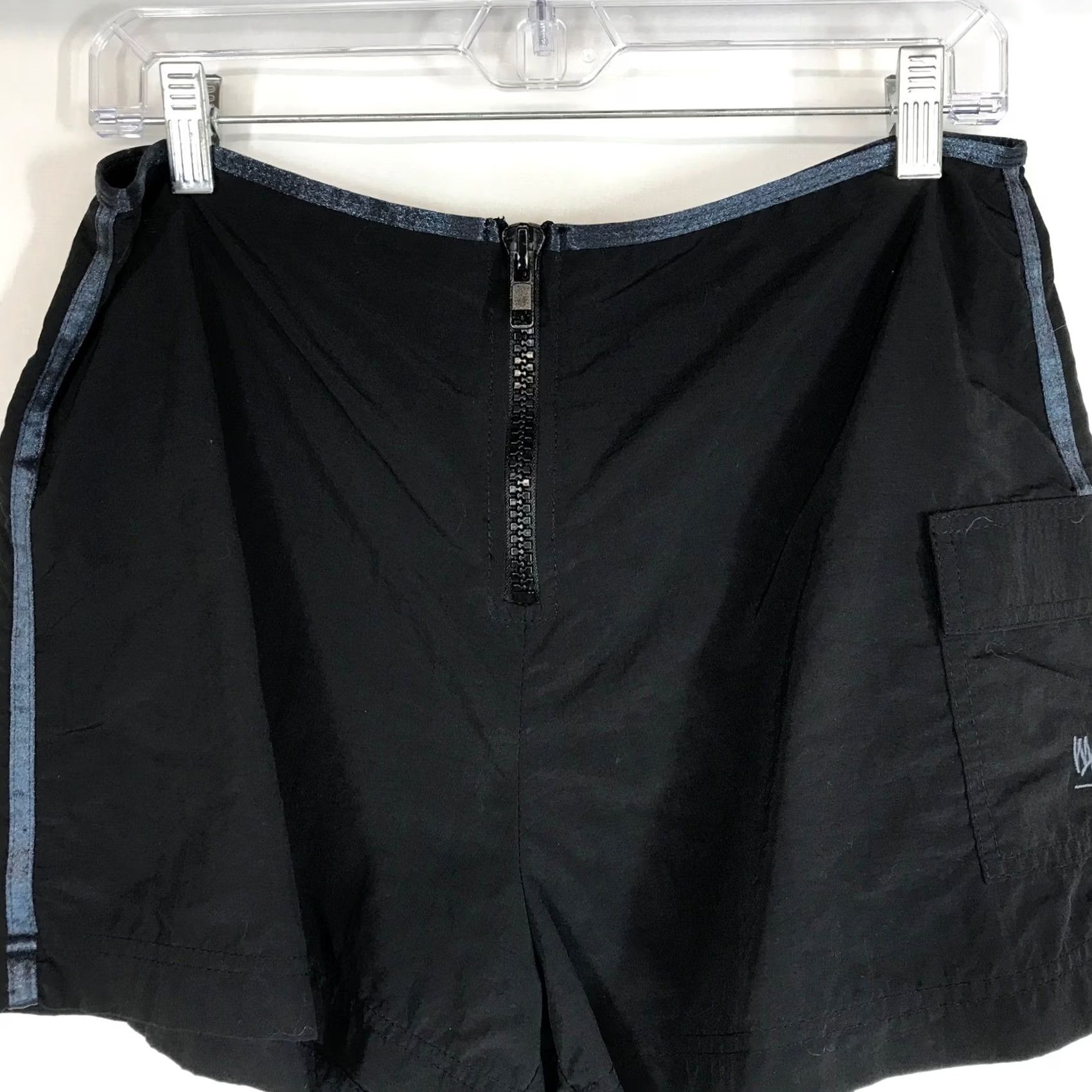 Mossimo Mossimo Black Cargo Athletic Shorts Women Large Nylon Spandex Zip Front Y2K 90's Size 36" / US 14 / IT 50 - 2 Thumbnail