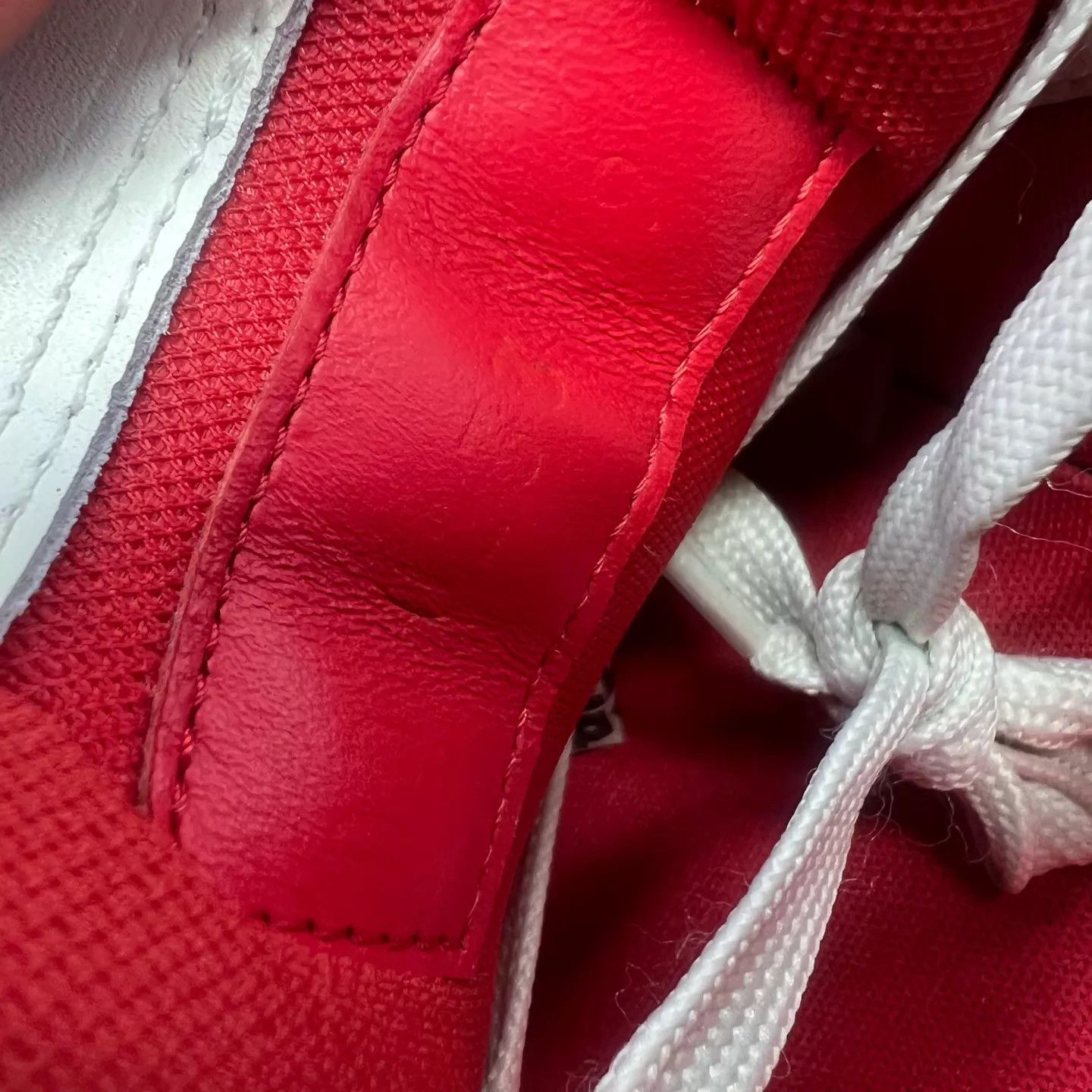 Louis Vuitton LV Trainer White Red 43 Mint Size US 10 / EU 43 - 8 Thumbnail