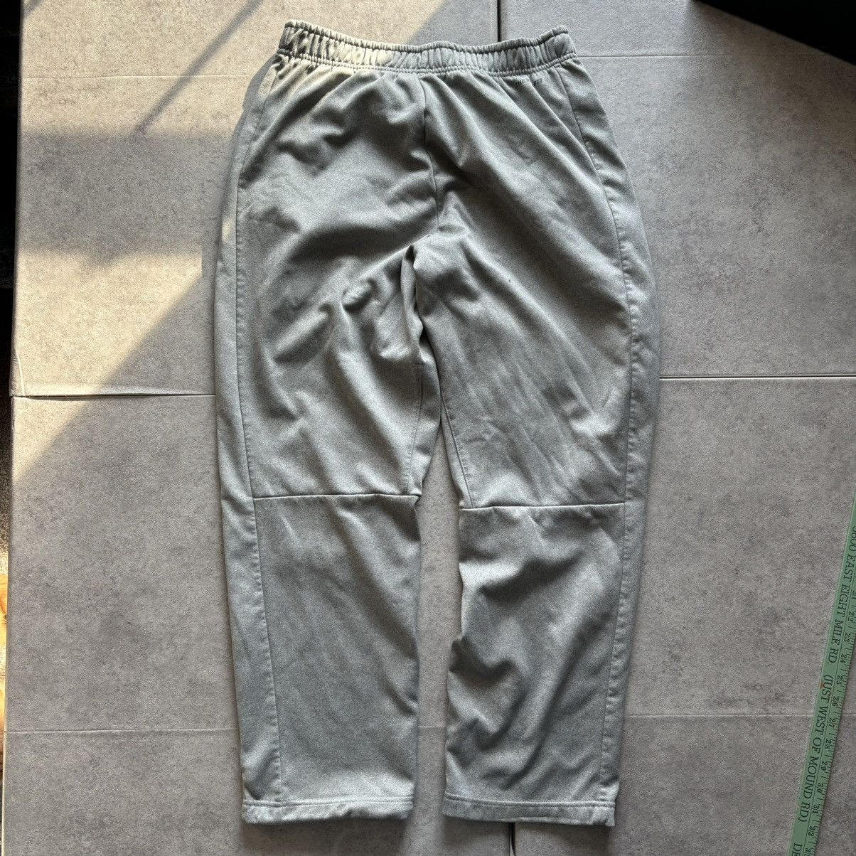 Nike Gray nike therma fit sweatpants Size US 32 / EU 48 - 9 Thumbnail