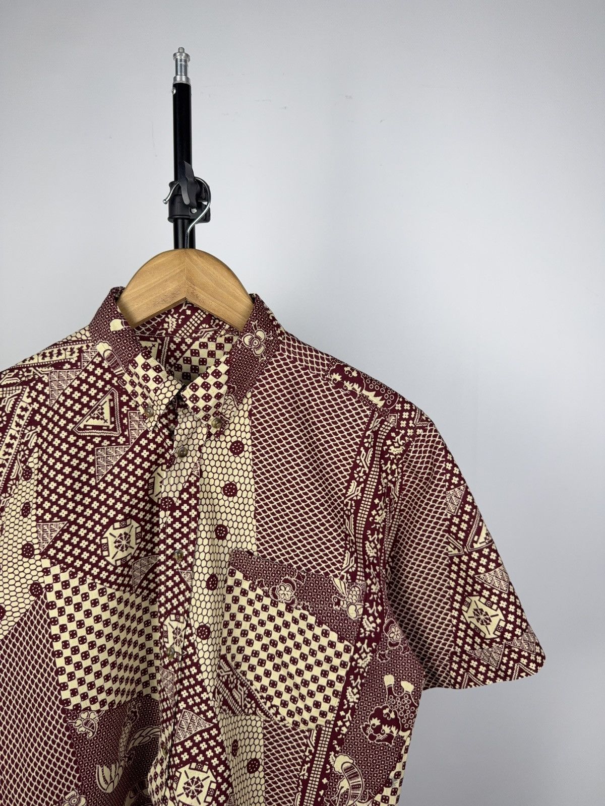 Japanese Brand × Vintage Vintage 00s Tribal Print Short Sleeve Shirt Size US M / EU 48-50 / 2 - 2 Thumbnail