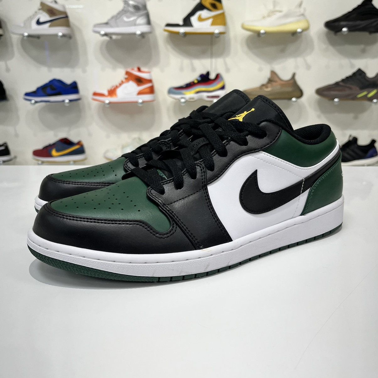 Nike Air Jordan 1 Low Green Toe Size US 12 / EU 45 - 2 Thumbnail