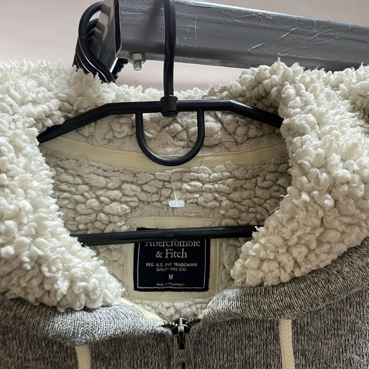 If Six Was Nine × Japanese Brand × Le Grande Bleu (L.G.B.) Vintage Abercrombie and Fitch Faux Fur Zipper Hoodie Size M / US 6-8 / IT 42-44 - 3 Thumbnail